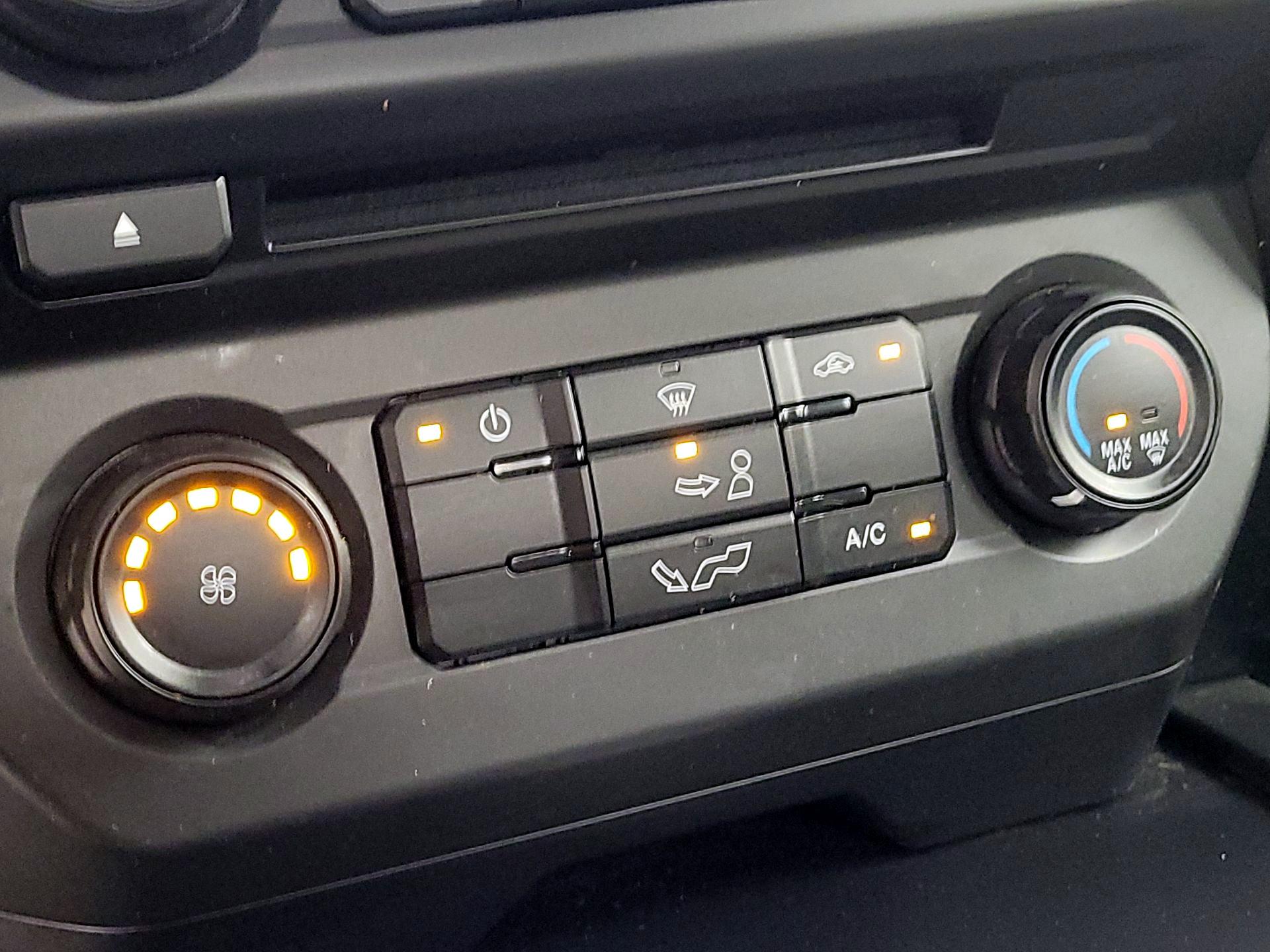 Thumbnail: 2018 Ford F-150 - 16