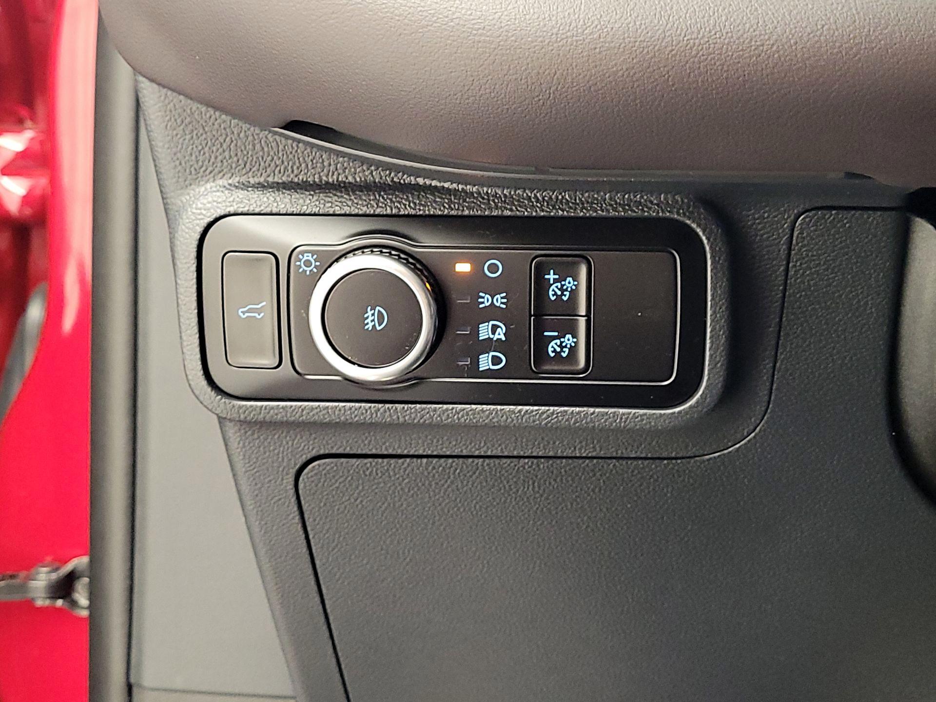 Thumbnail: 2025 Ford Explorer - 13