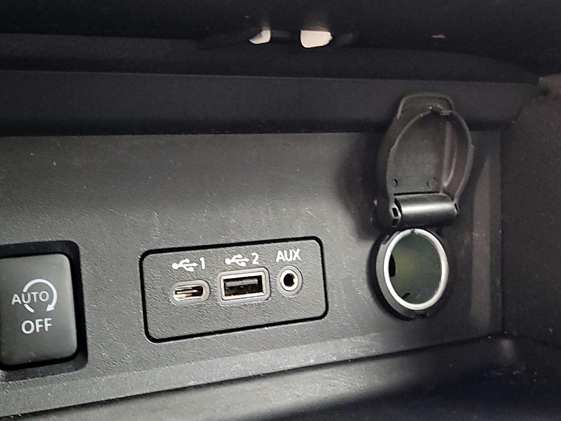 Thumbnail: 2024 Nissan Sentra - 18