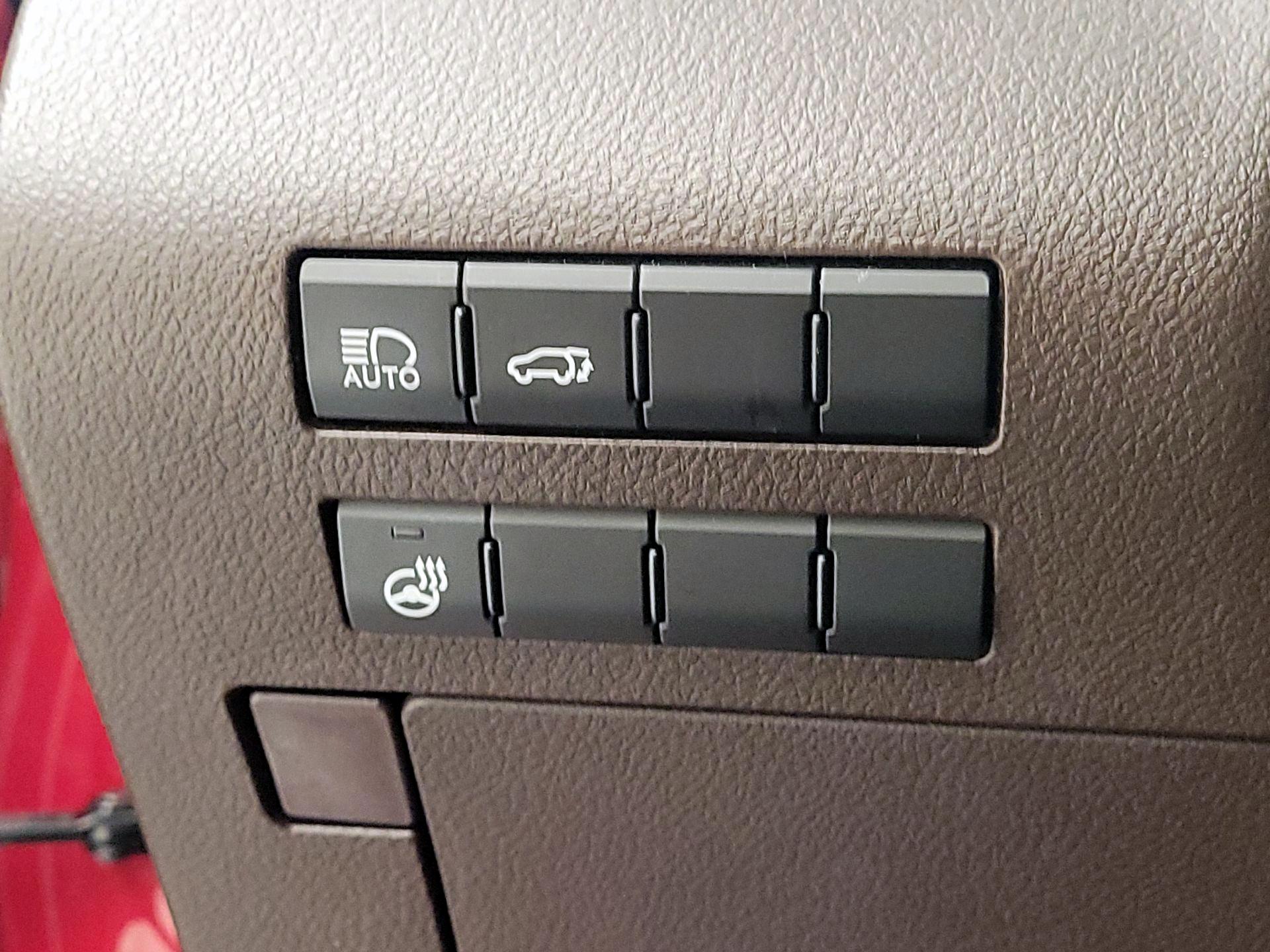 Thumbnail: 2020 Lexus RX - 13