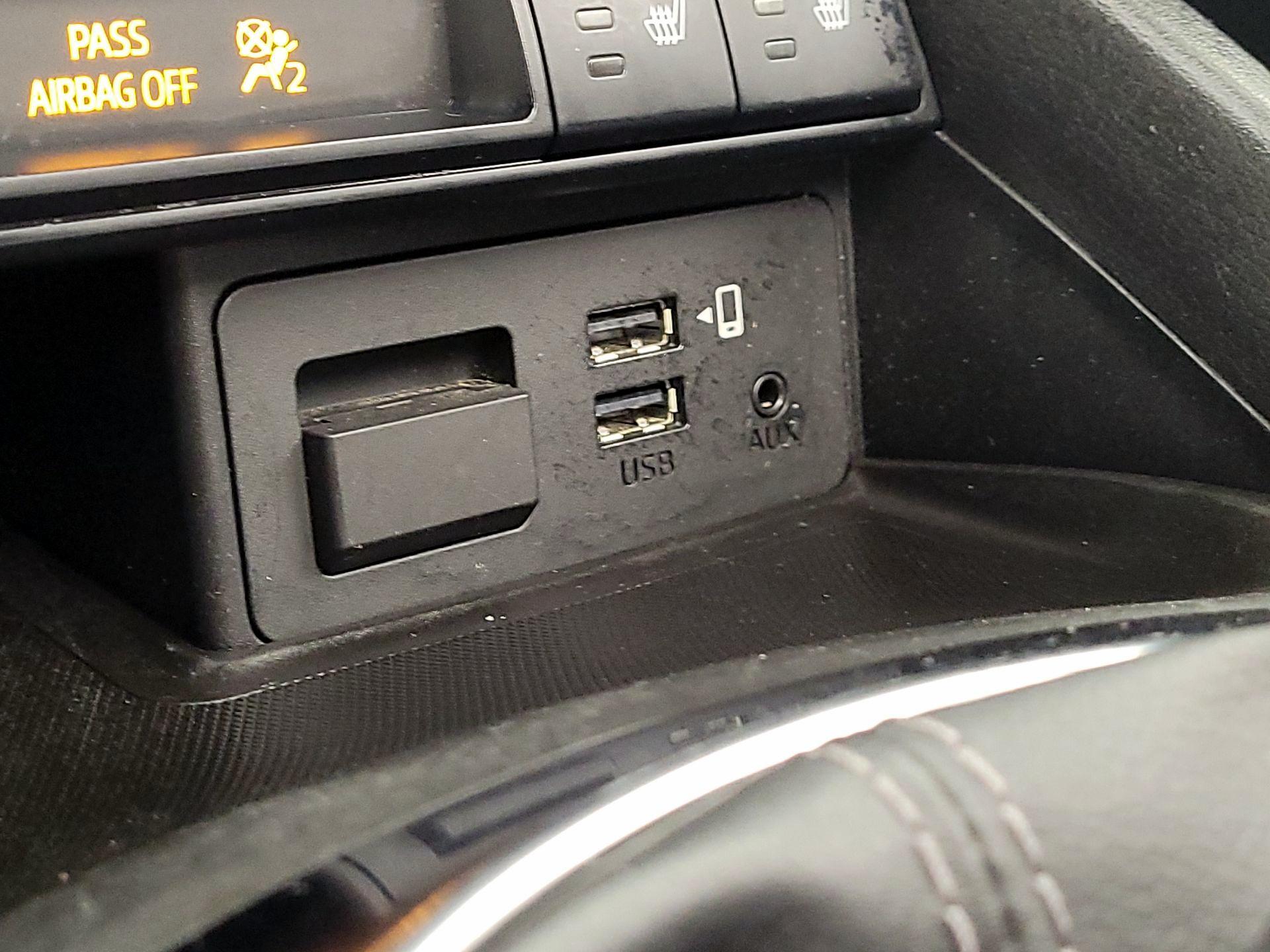 Thumbnail: 2020 Mazda MX-5 Miata - 18