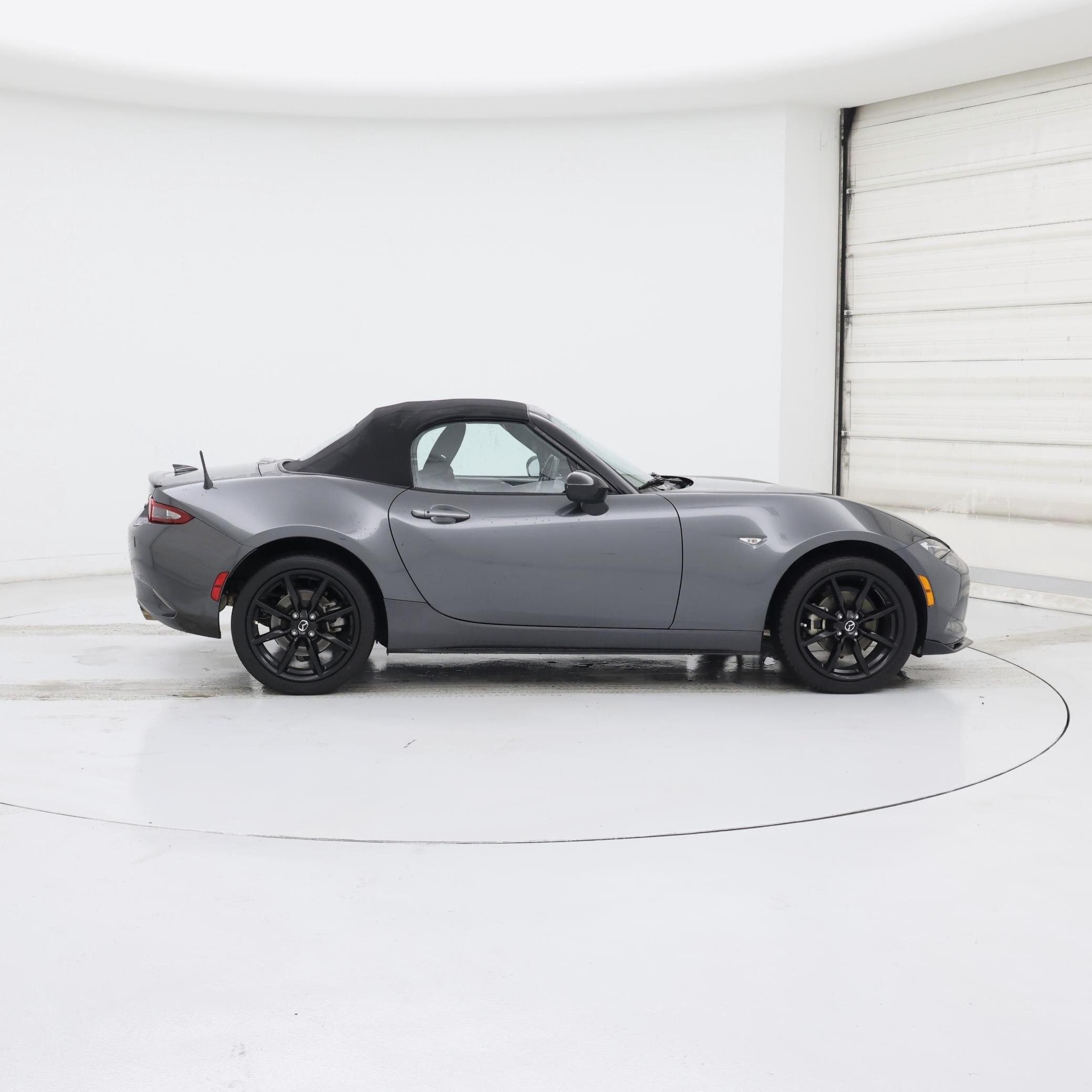 Thumbnail: 2020 Mazda MX-5 Miata - 7