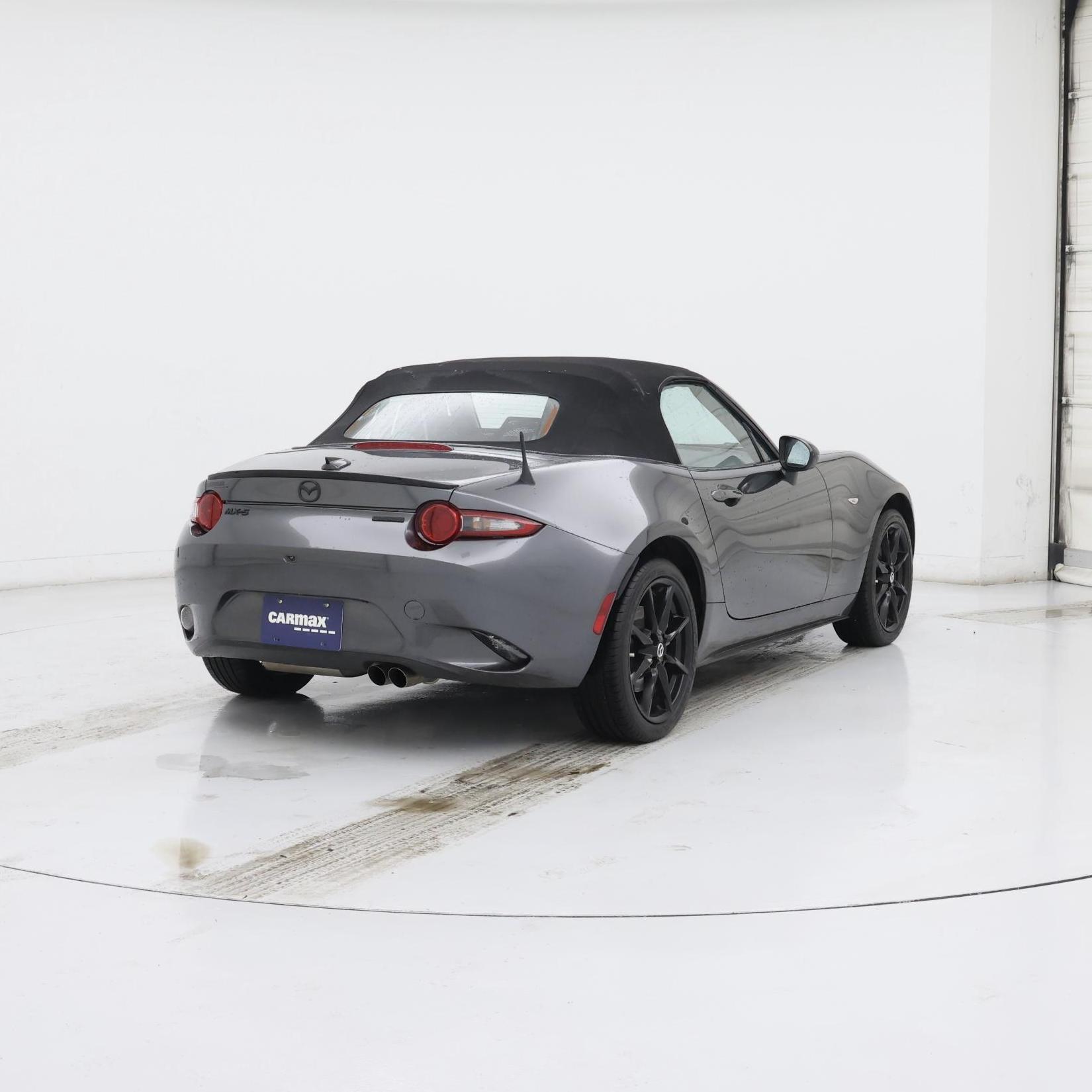 Thumbnail: 2020 Mazda MX-5 Miata - 8