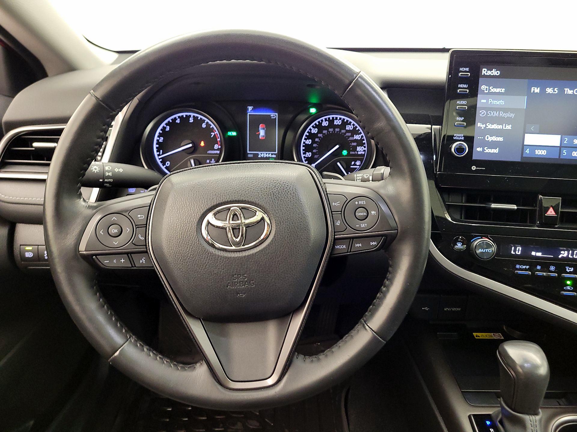 Thumbnail: 2023 Toyota Camry - 10