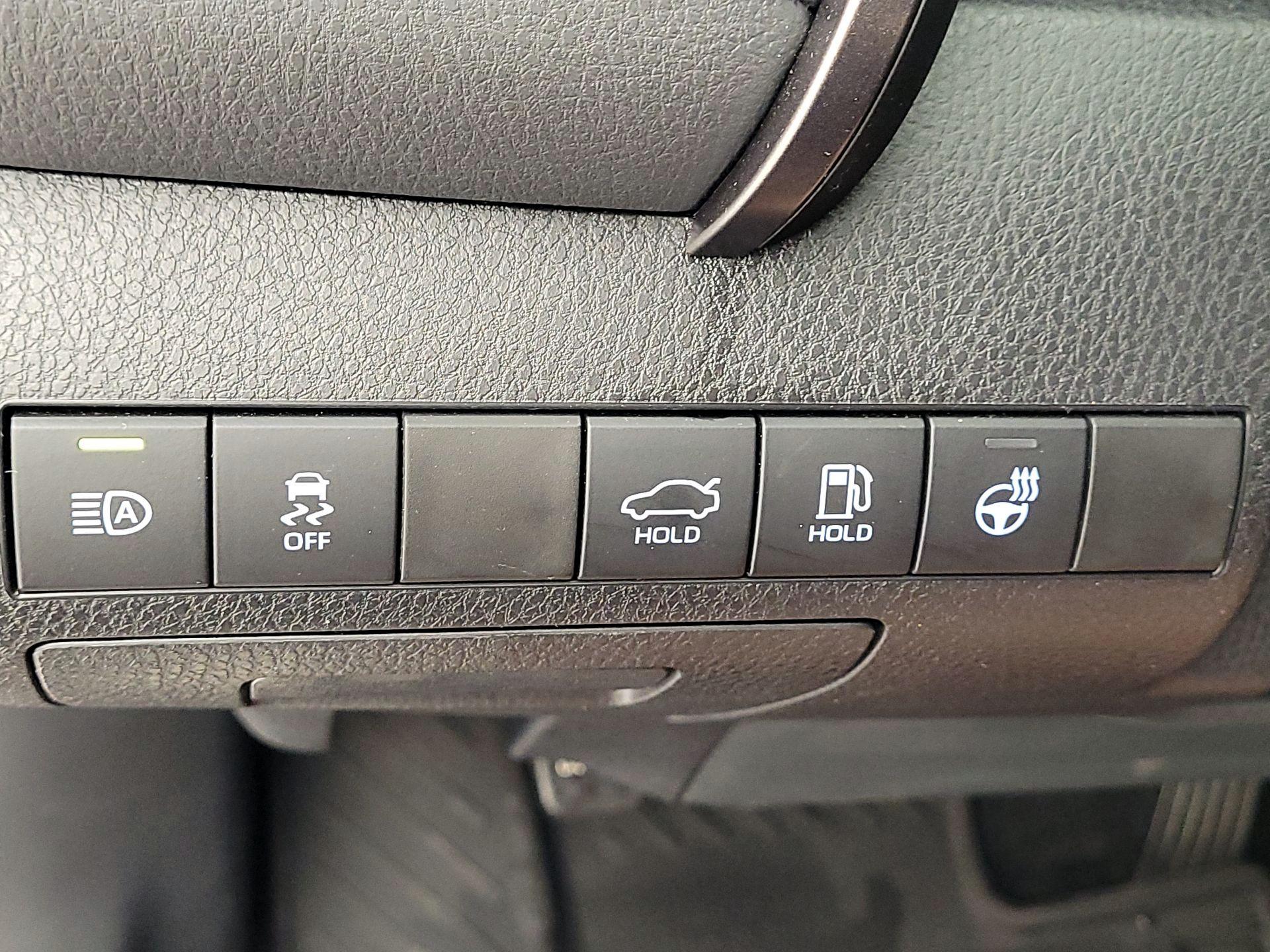 Thumbnail: 2023 Toyota Camry - 13