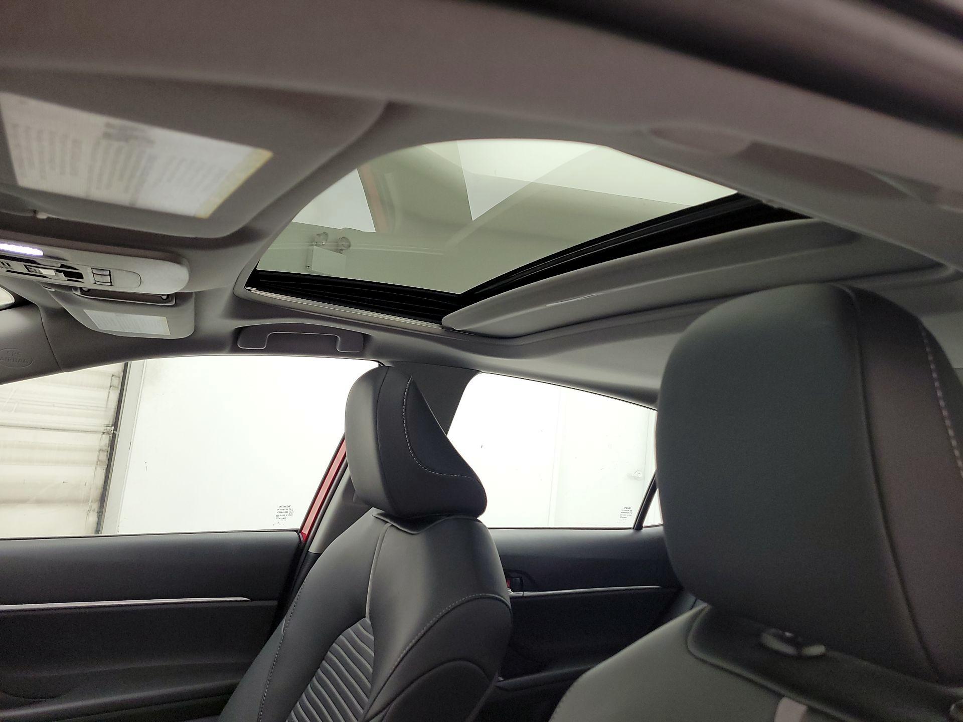 Thumbnail: 2023 Toyota Camry - 18