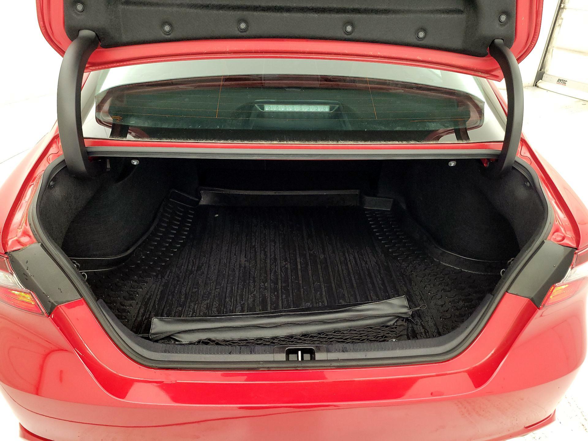 Thumbnail: 2023 Toyota Camry - 20