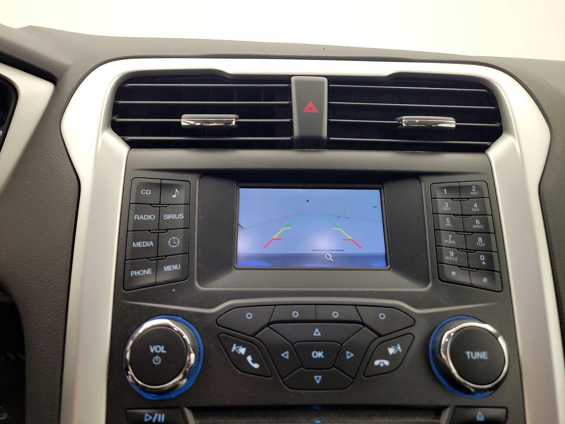 Thumbnail: 2016 Ford Fusion - 14