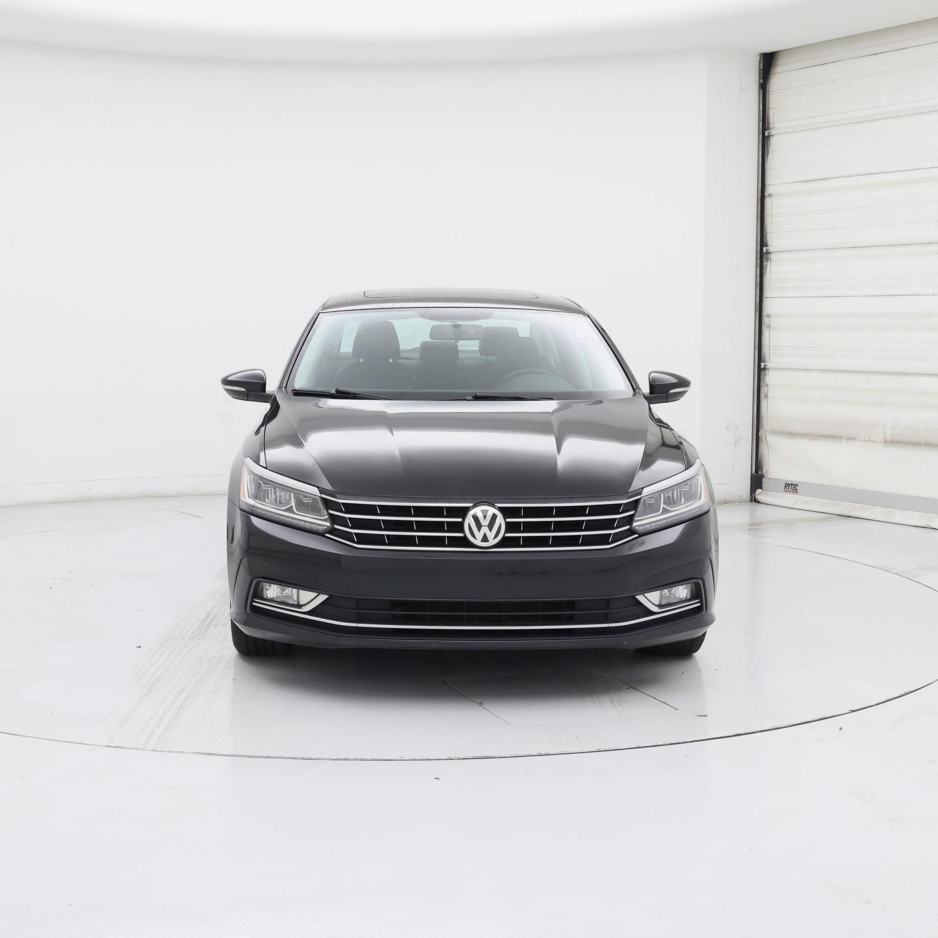 Thumbnail: 2018 Volkswagen Passat - 5