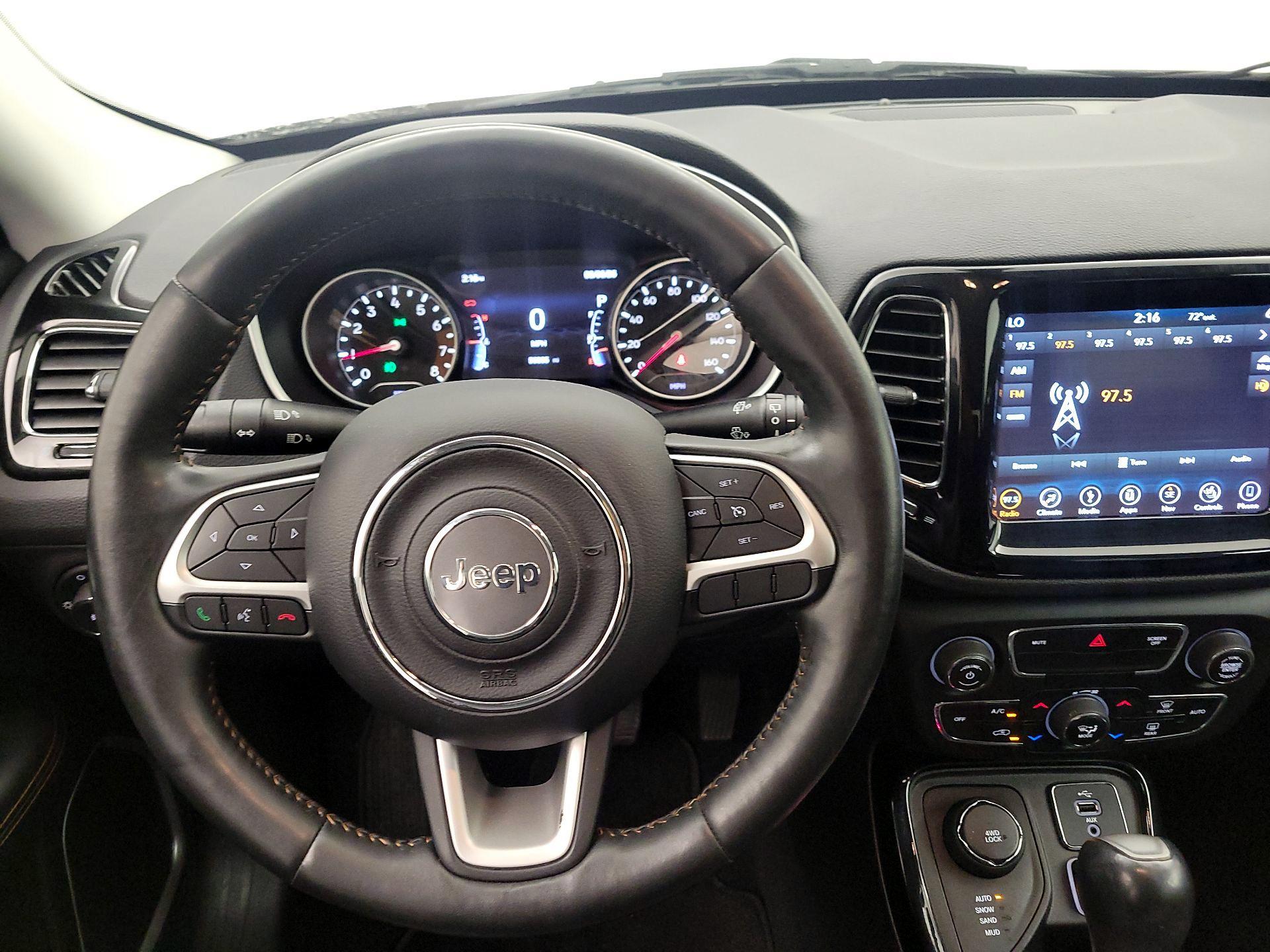 Thumbnail: 2018 Jeep Compass - 10