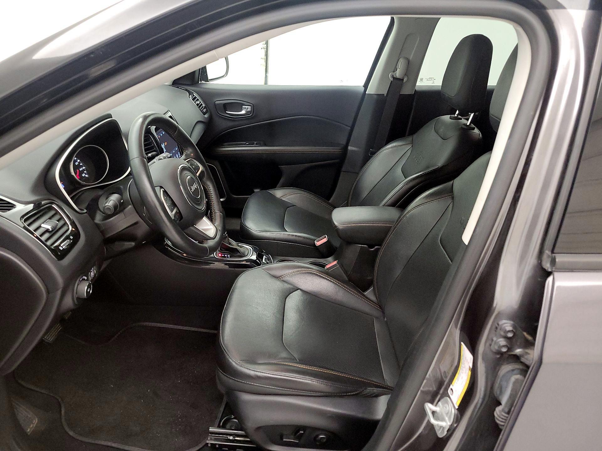 Thumbnail: 2018 Jeep Compass - 11