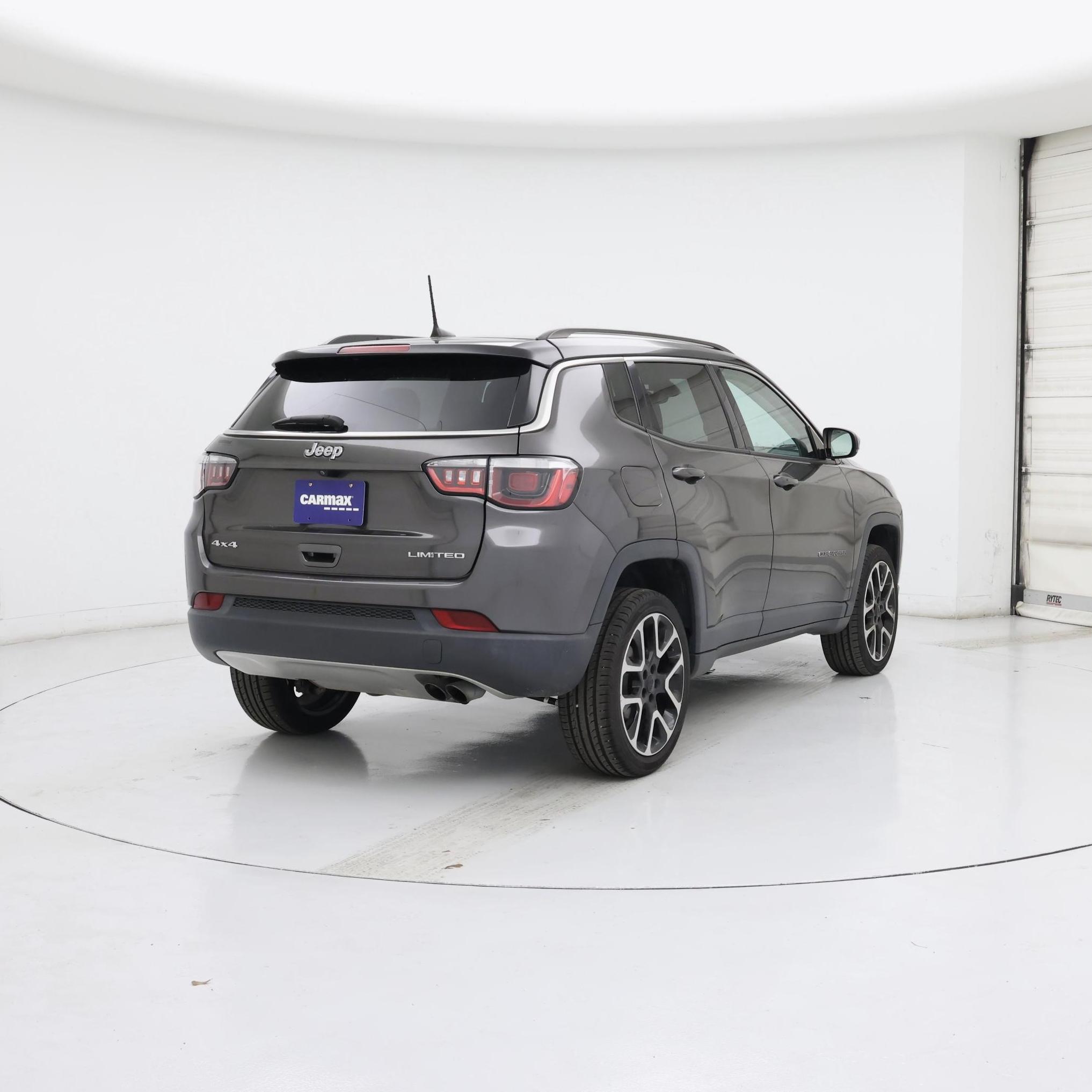 Thumbnail: 2018 Jeep Compass - 8