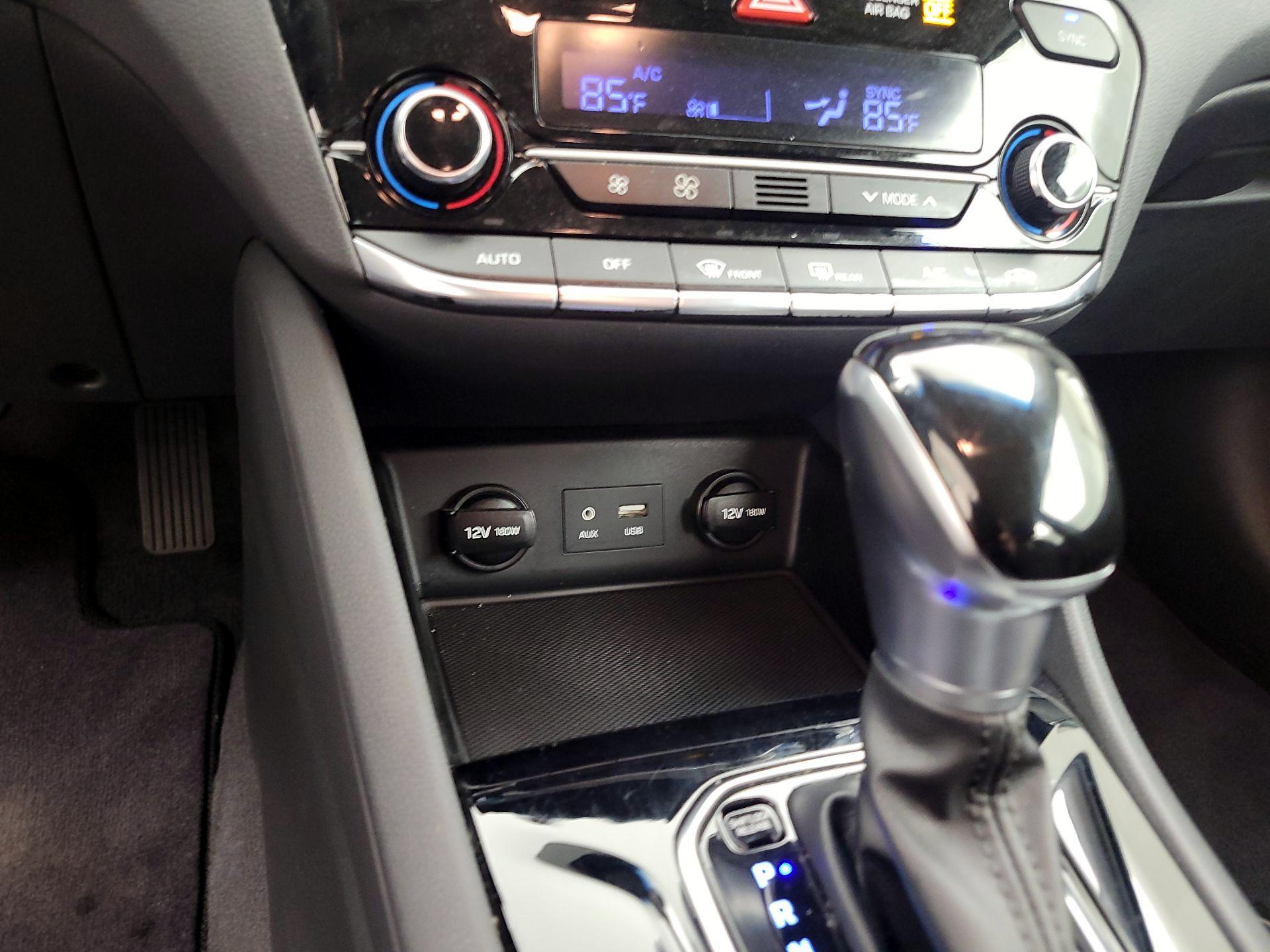 Thumbnail: 2019 Hyundai Ioniq - 18