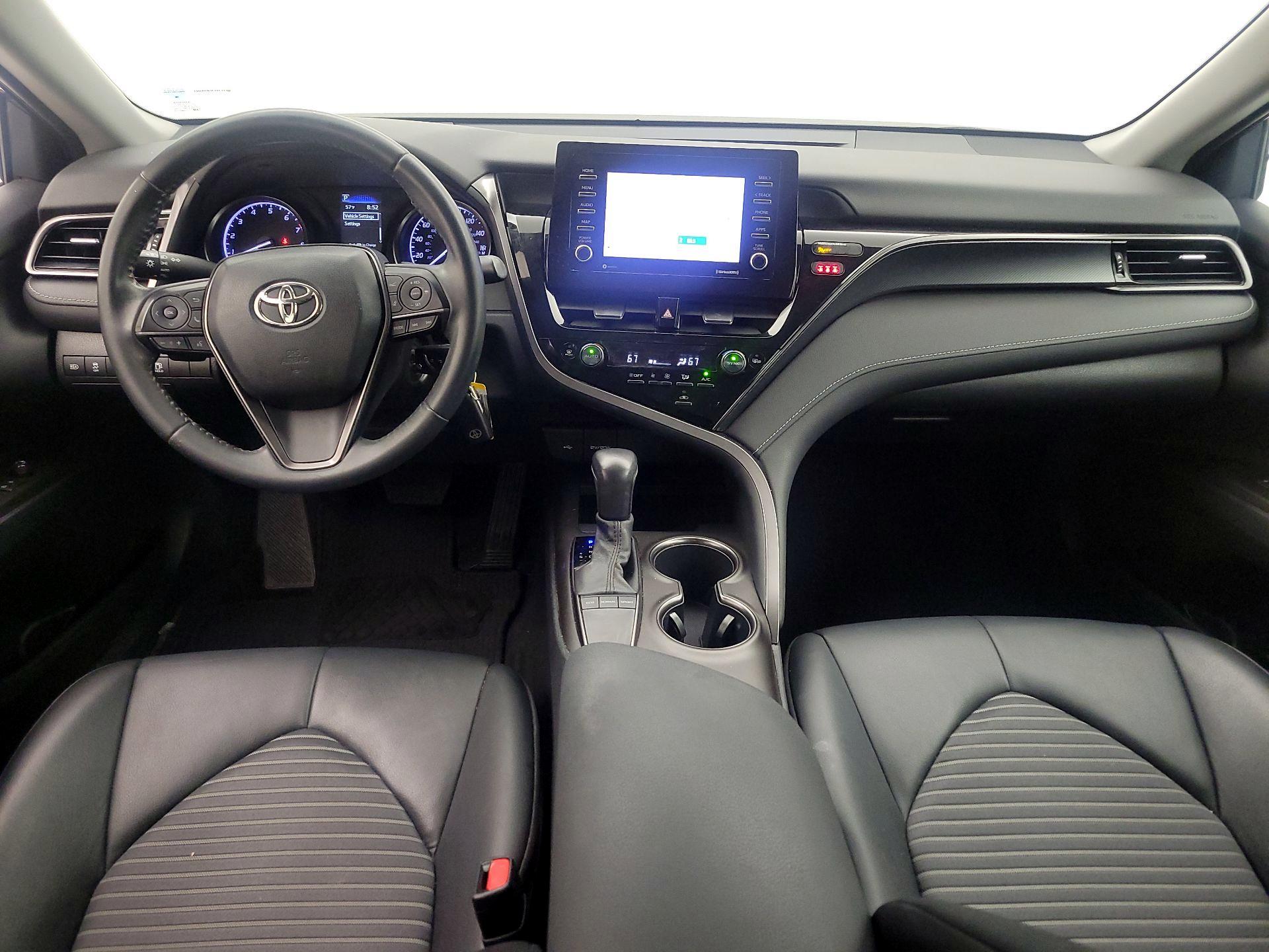 Thumbnail: 2022 Toyota Camry - 9