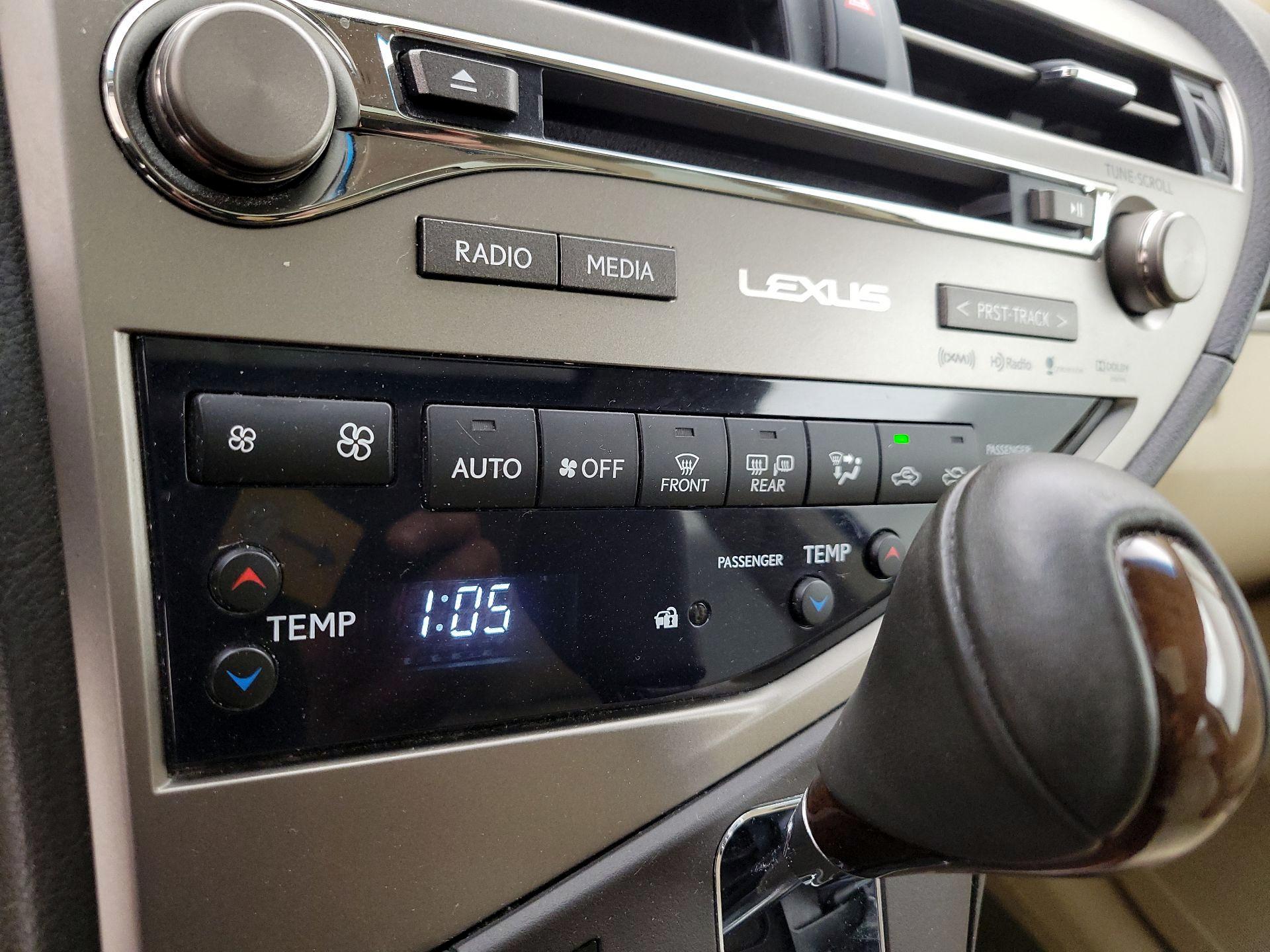 Thumbnail: 2015 Lexus RX - 14