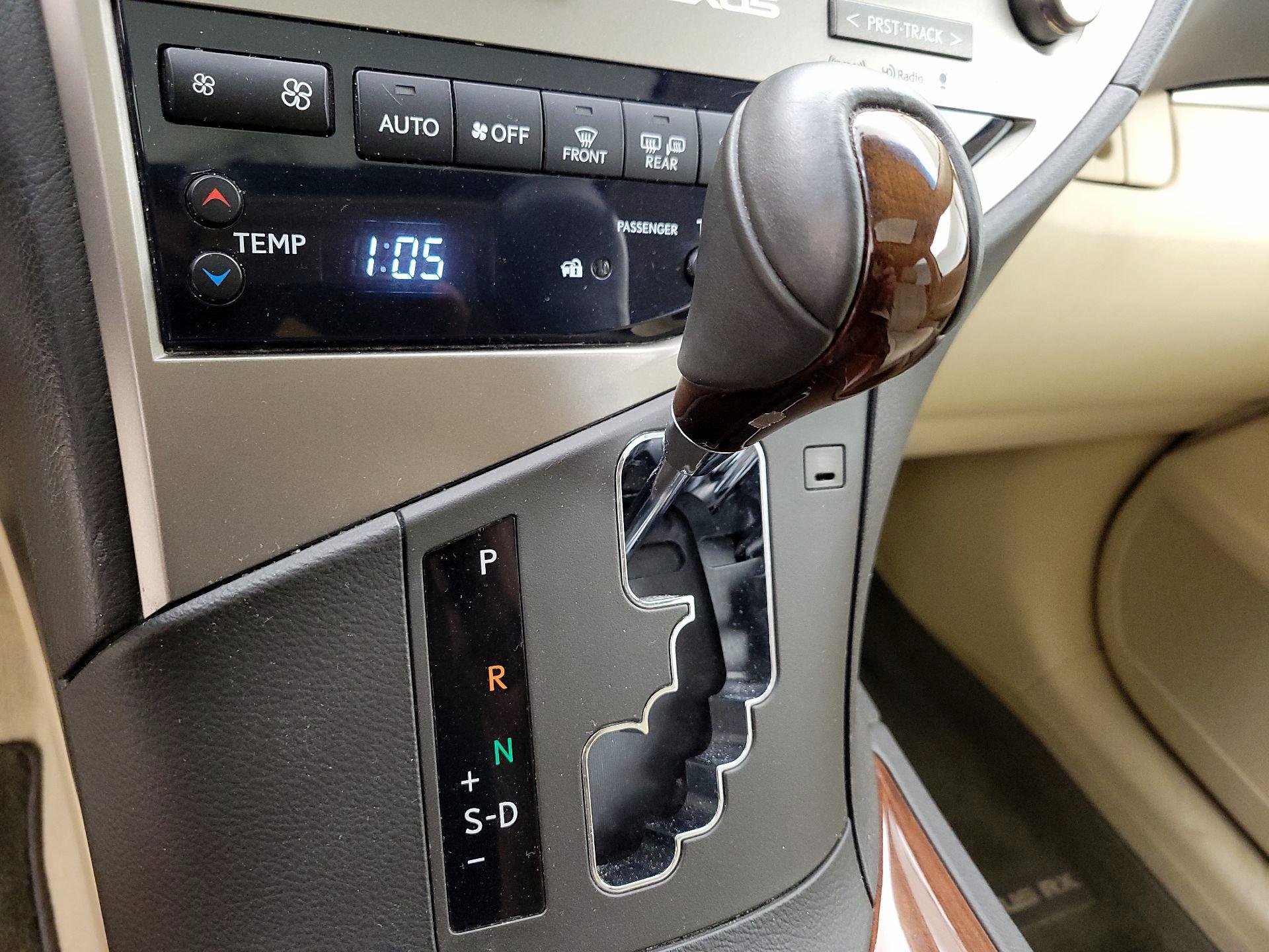 Thumbnail: 2015 Lexus RX - 15