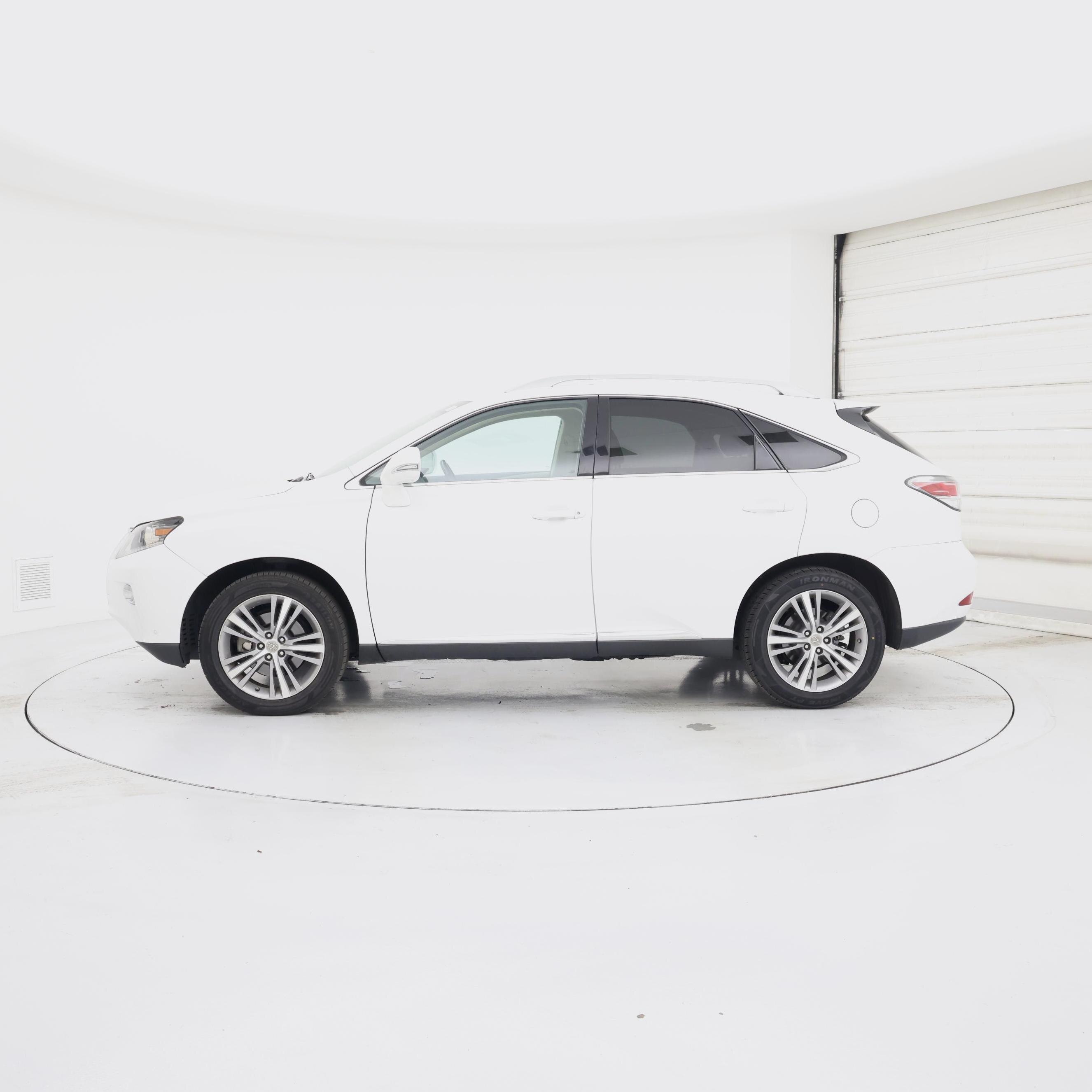 Thumbnail: 2015 Lexus RX - 3