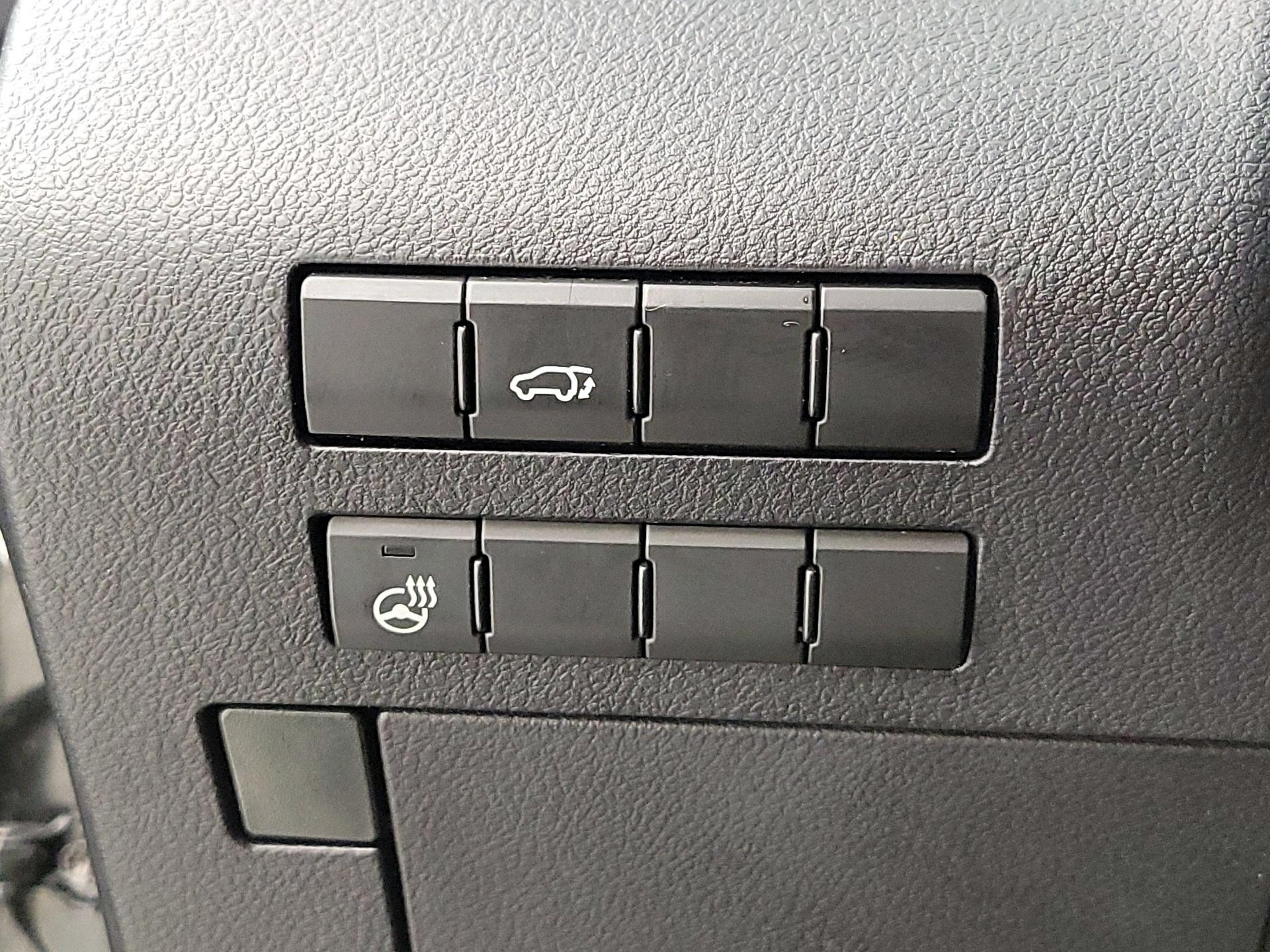 Thumbnail: 2016 Lexus RX - 13