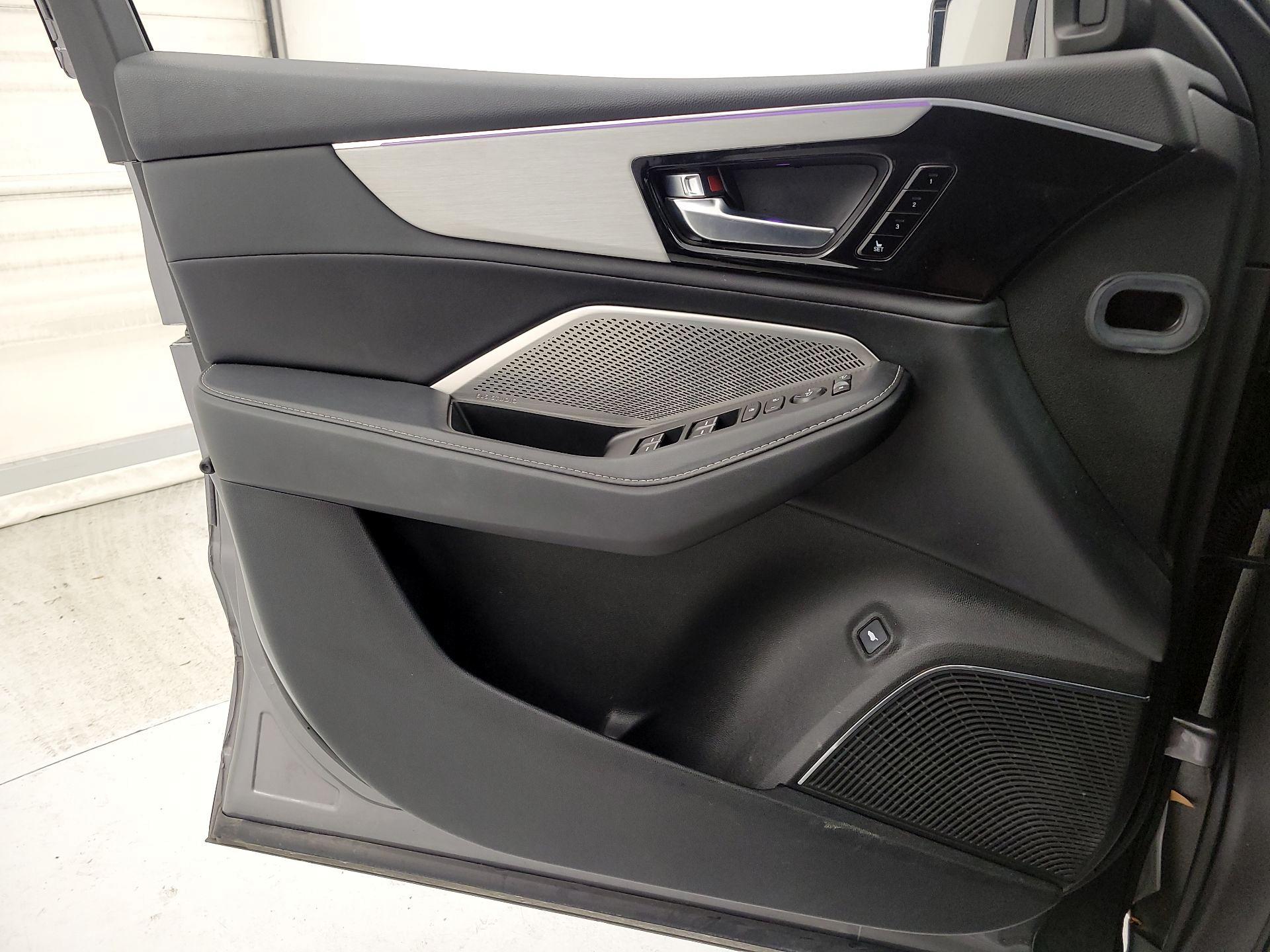 Thumbnail: 2023 Acura MDX - 12