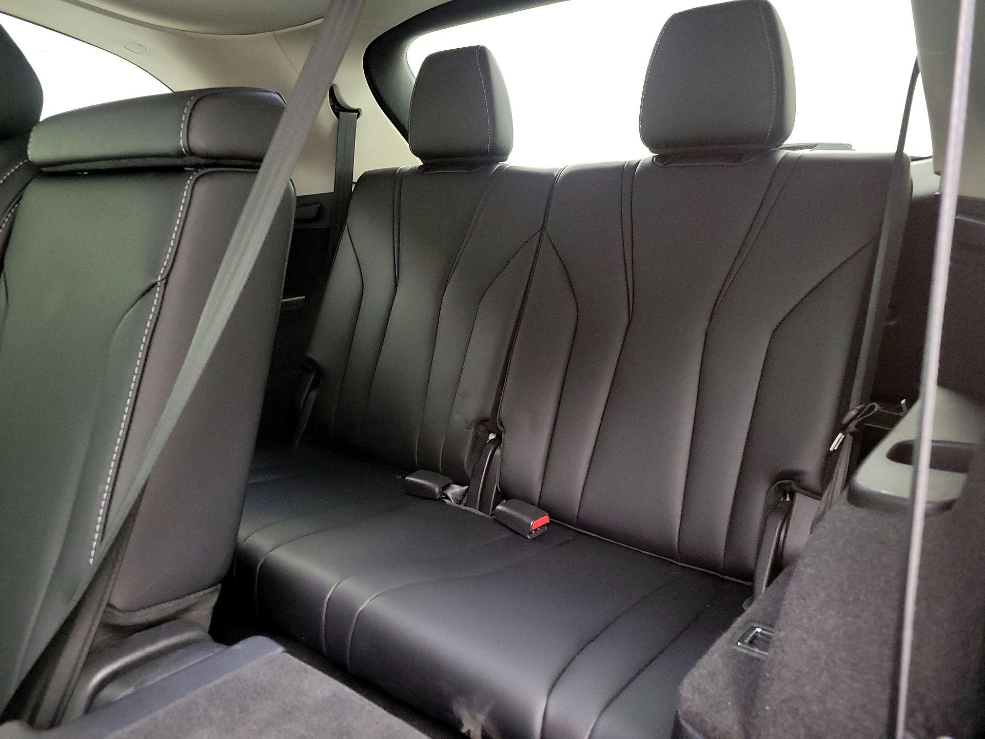 Thumbnail: 2023 Acura MDX - 20