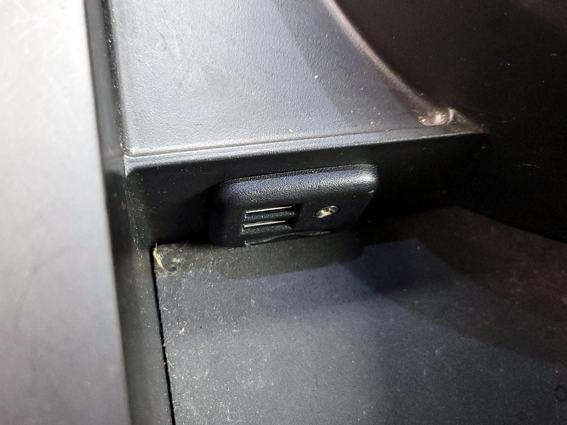 Thumbnail: 2019 Chevrolet Camaro - 18