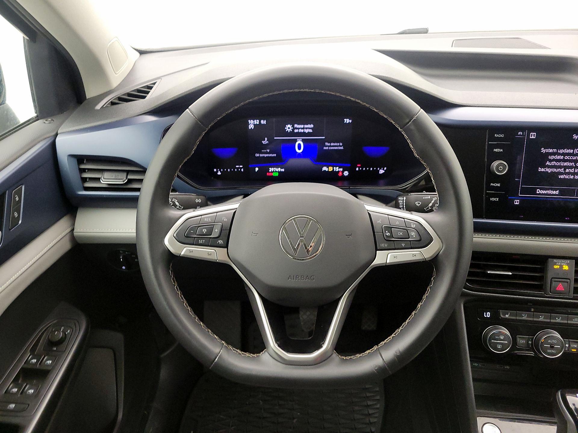 Thumbnail: 2024 Volkswagen Taos - 10