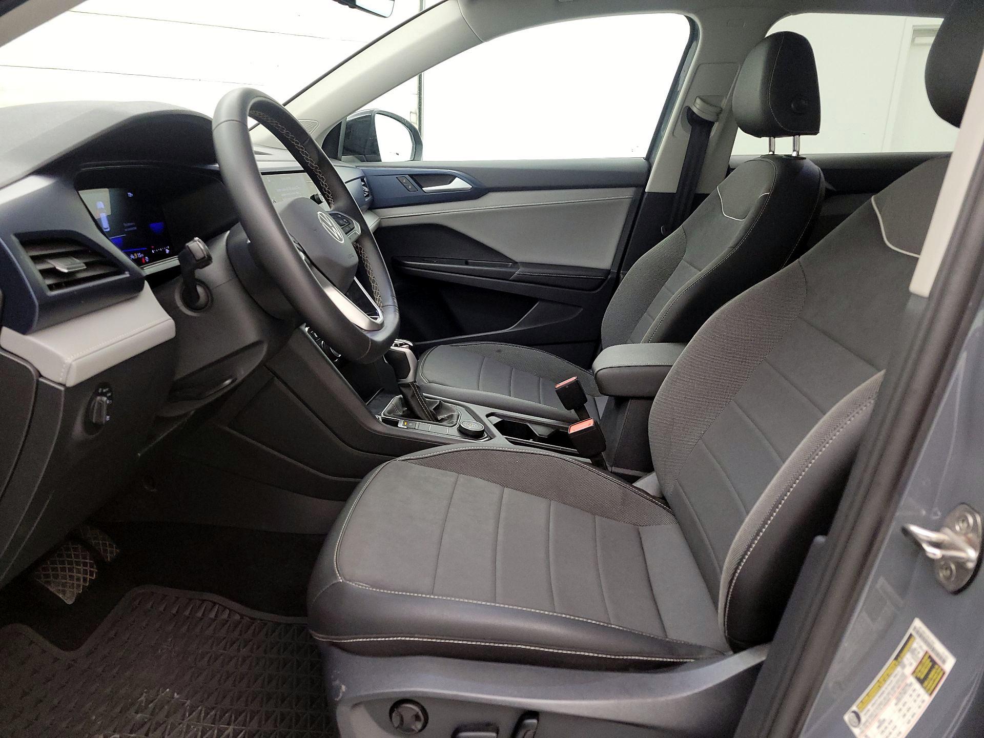 Thumbnail: 2024 Volkswagen Taos - 11