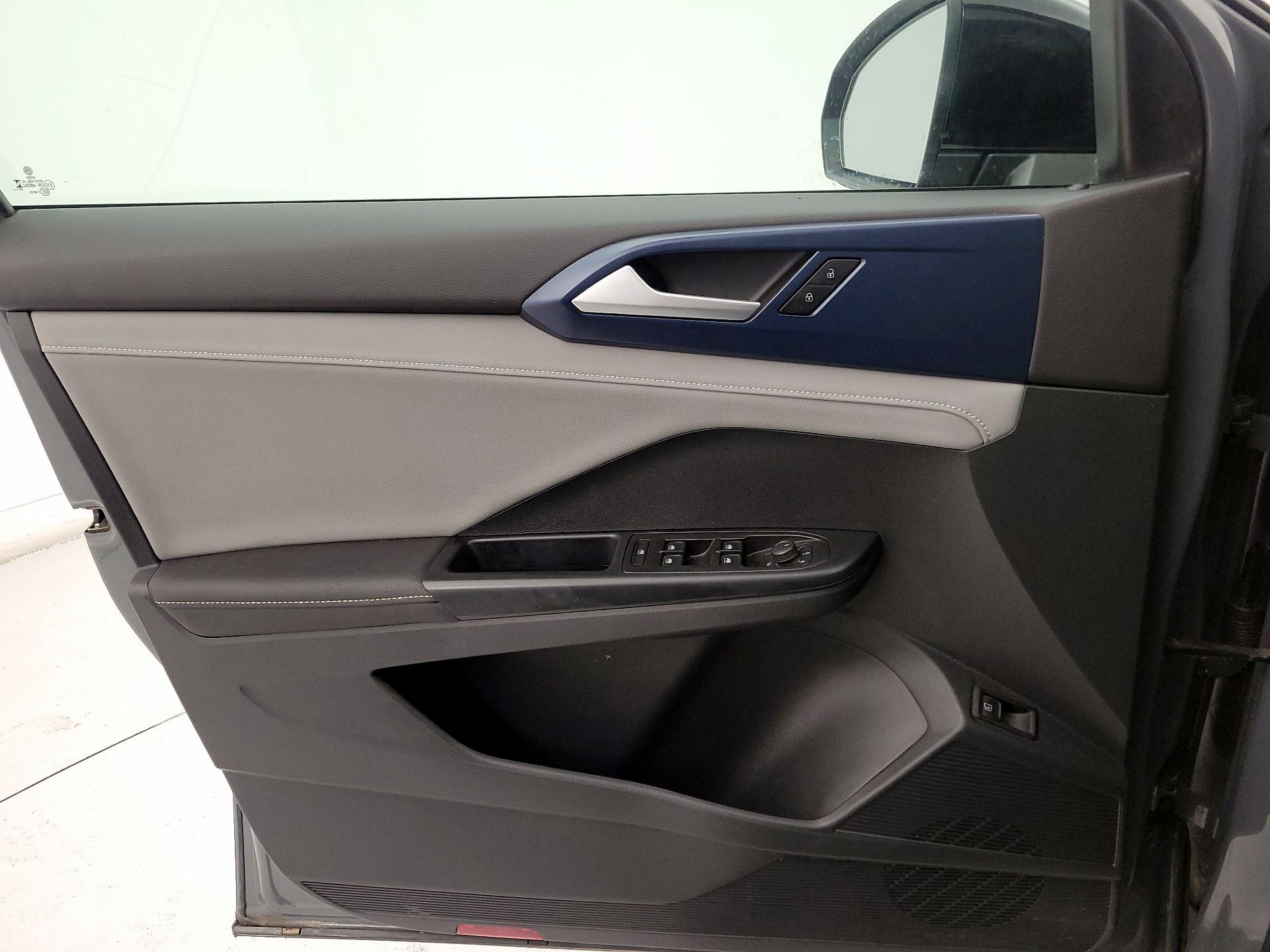 Thumbnail: 2024 Volkswagen Taos - 12