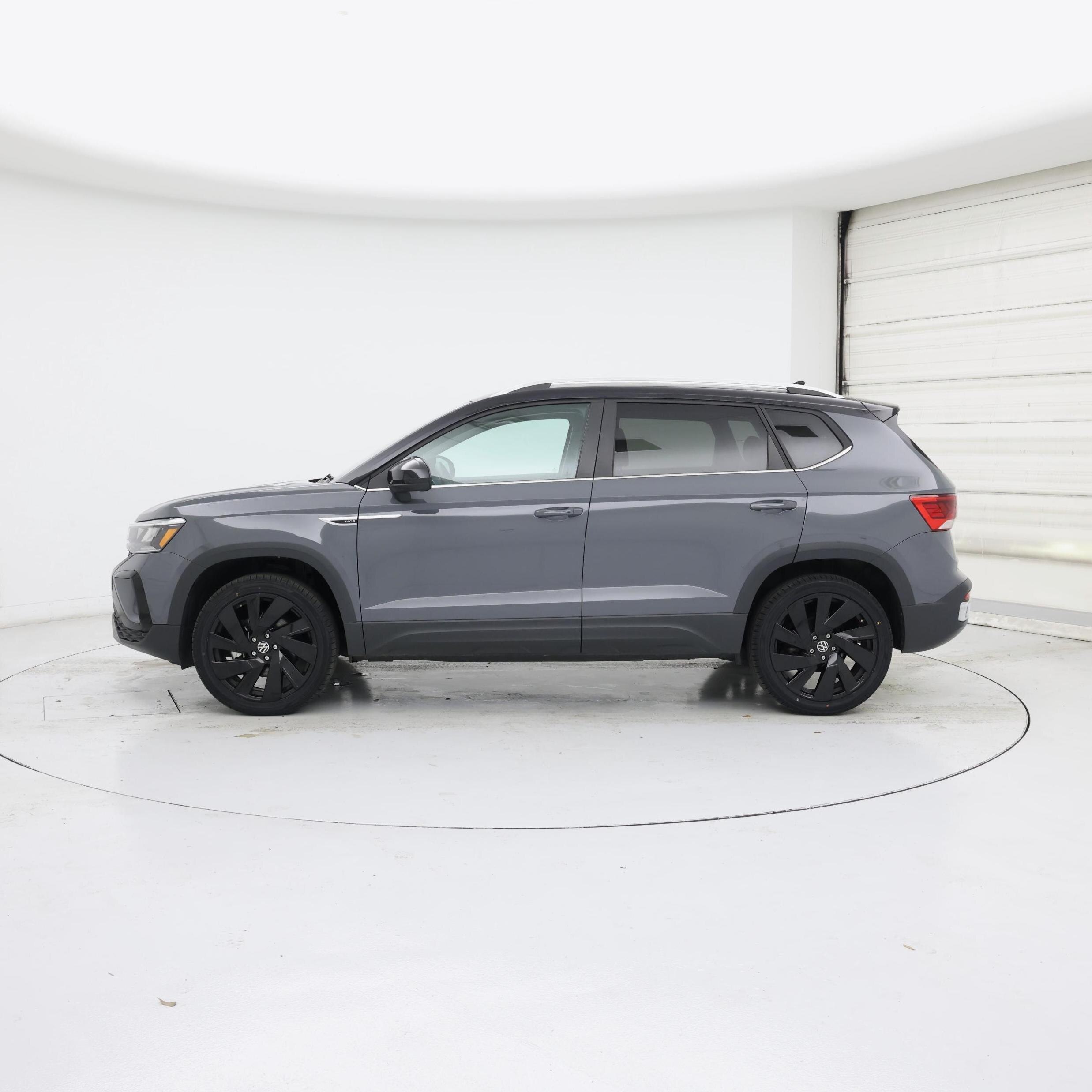 Thumbnail: 2024 Volkswagen Taos - 3