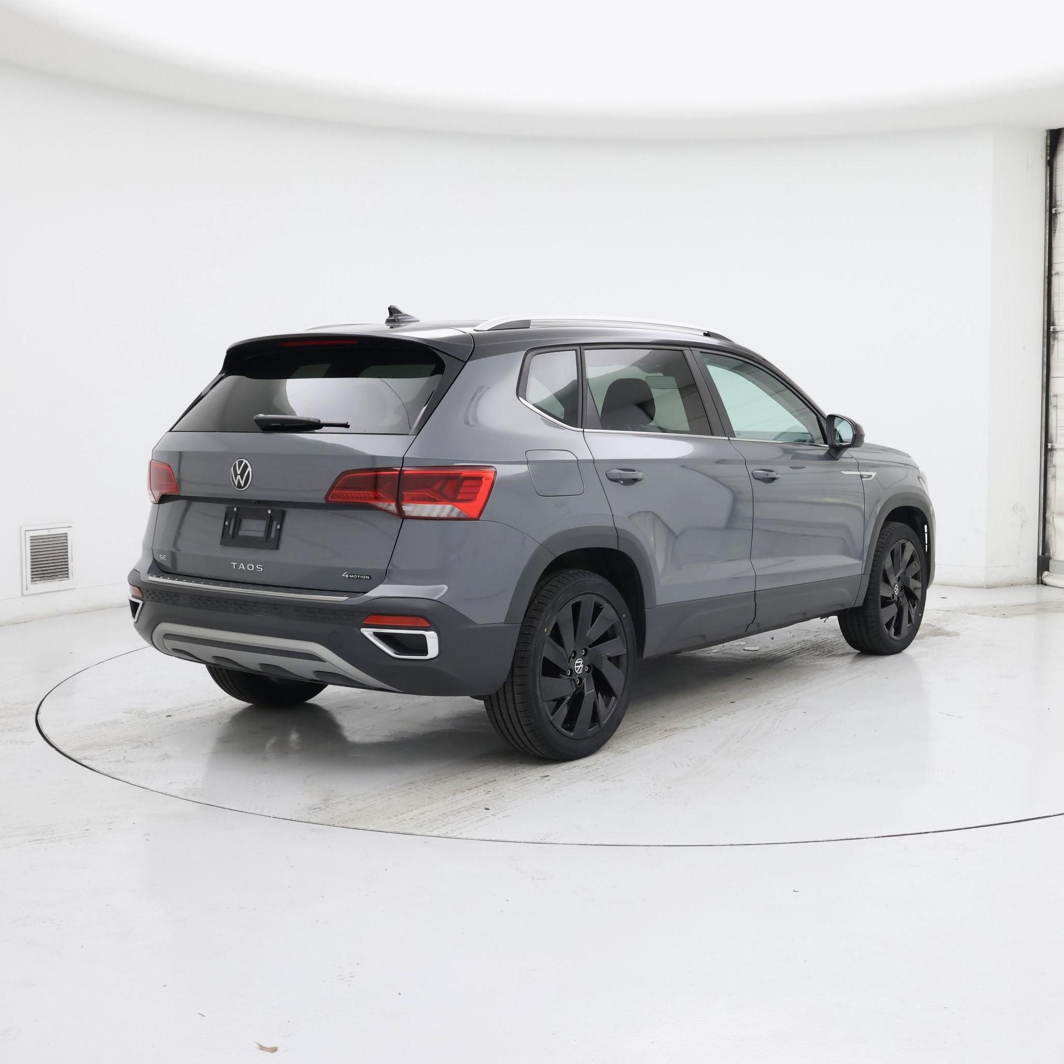 Thumbnail: 2024 Volkswagen Taos - 8