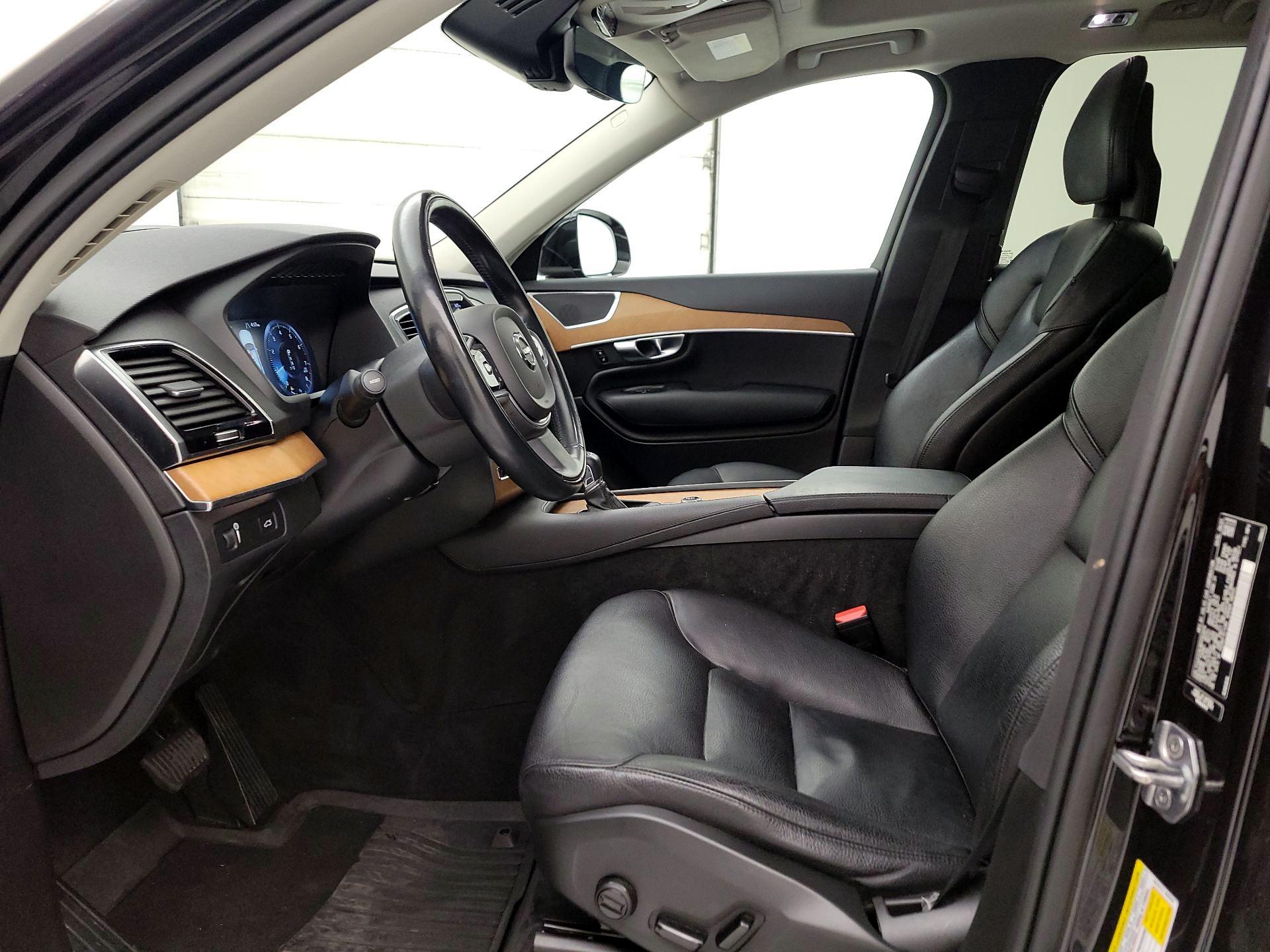 Thumbnail: 2021 Volvo XC90 - 11