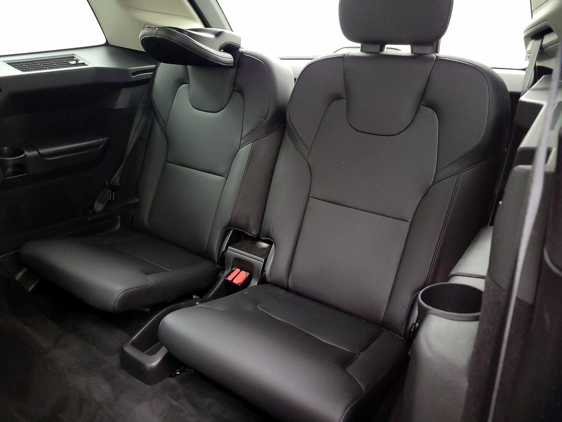 Thumbnail: 2021 Volvo XC90 - 20