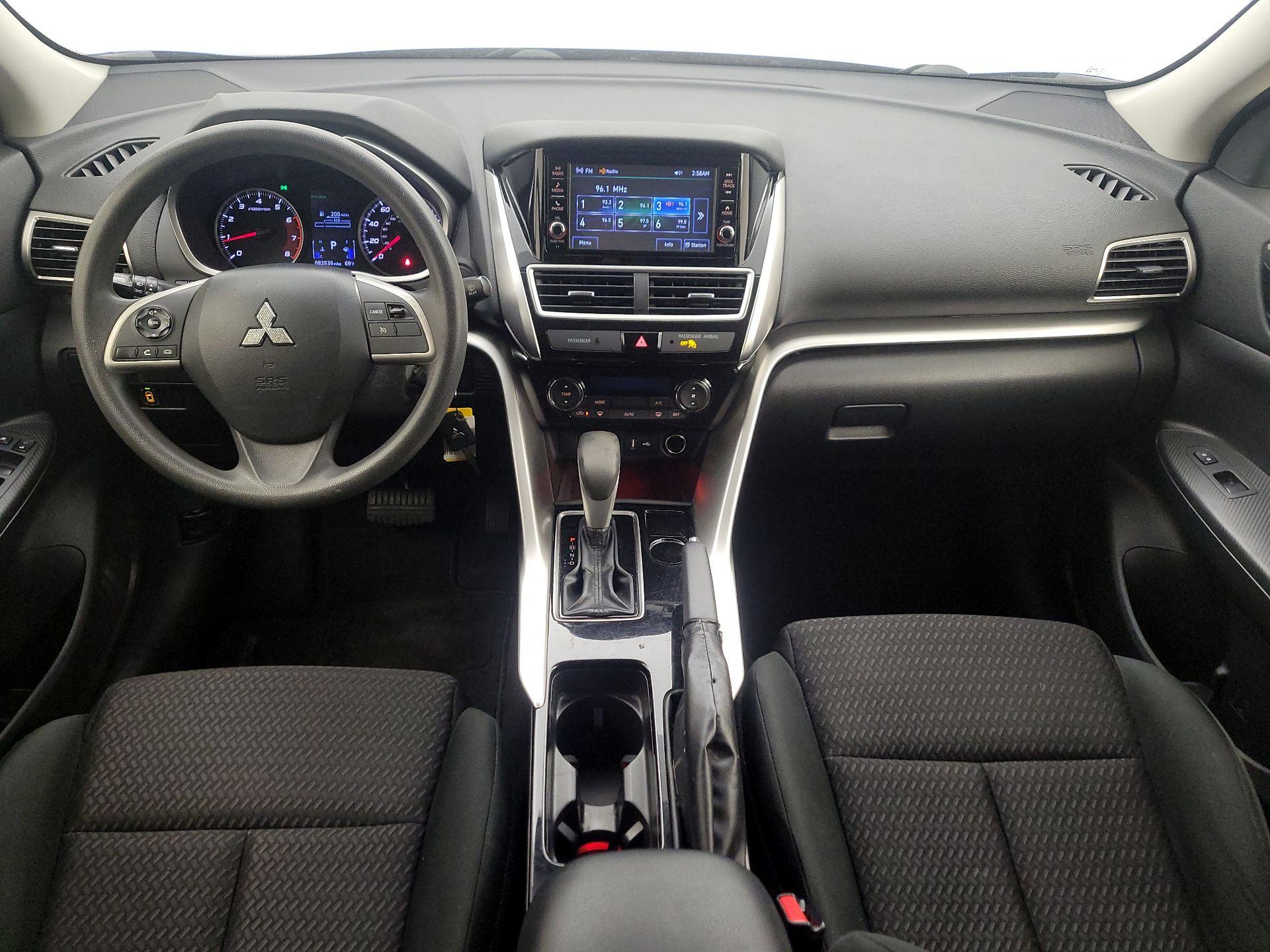 Thumbnail: 2019 Mitsubishi Eclipse Cross - 9