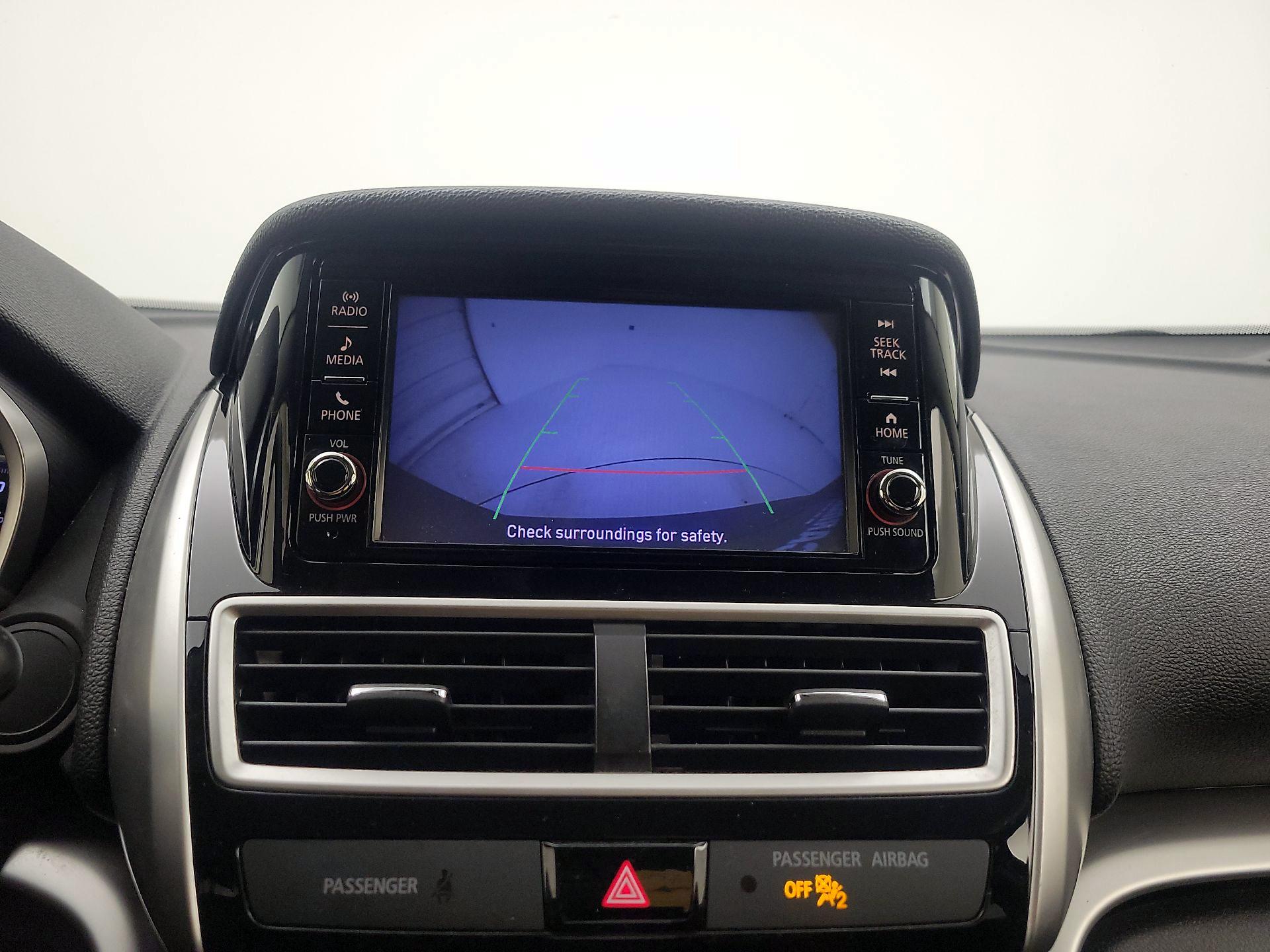 Thumbnail: 2019 Mitsubishi Eclipse Cross - 14