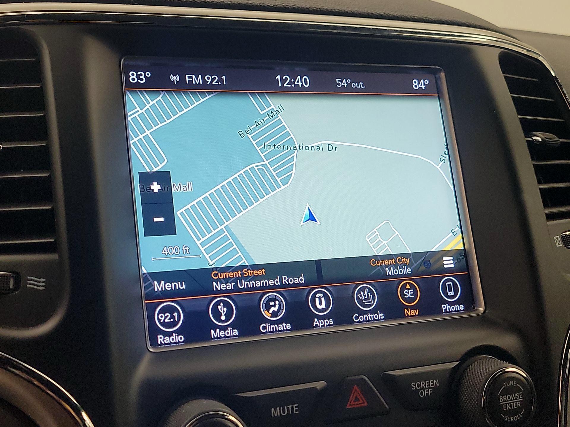 Thumbnail: 2018 Jeep Grand Cherokee - 14