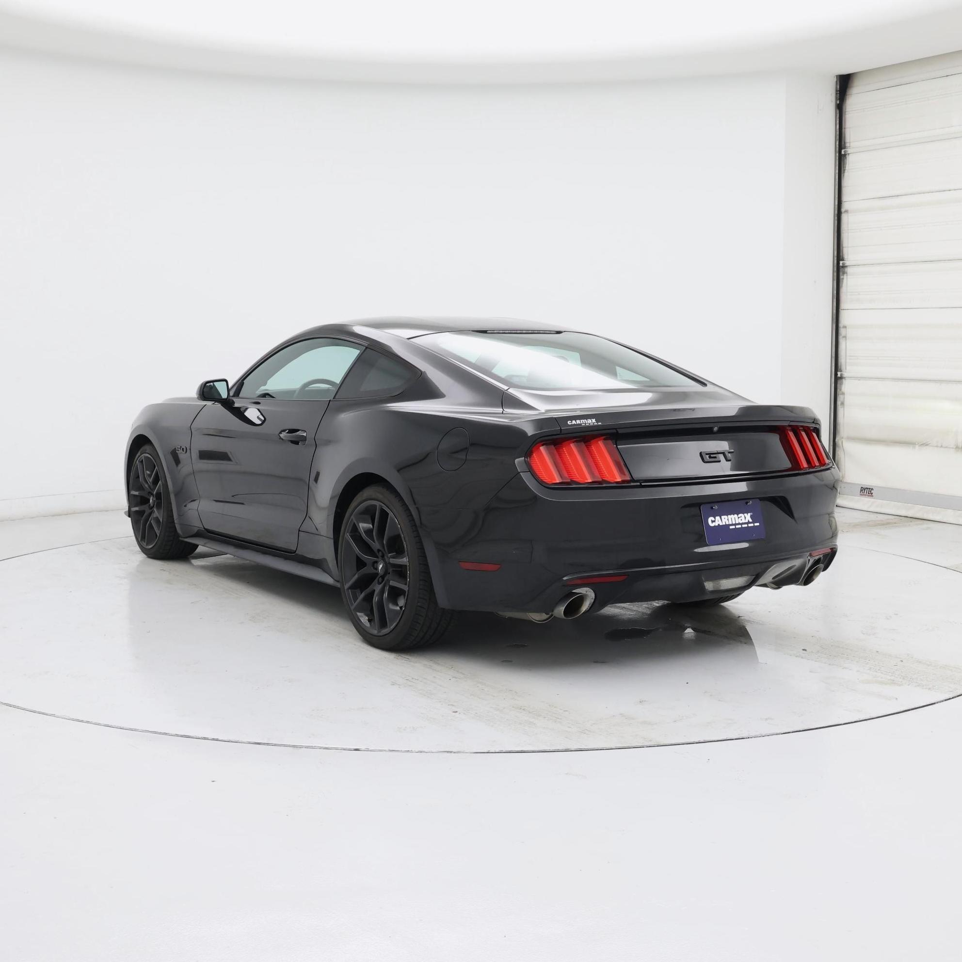 Thumbnail: 2017 Ford Mustang - 2