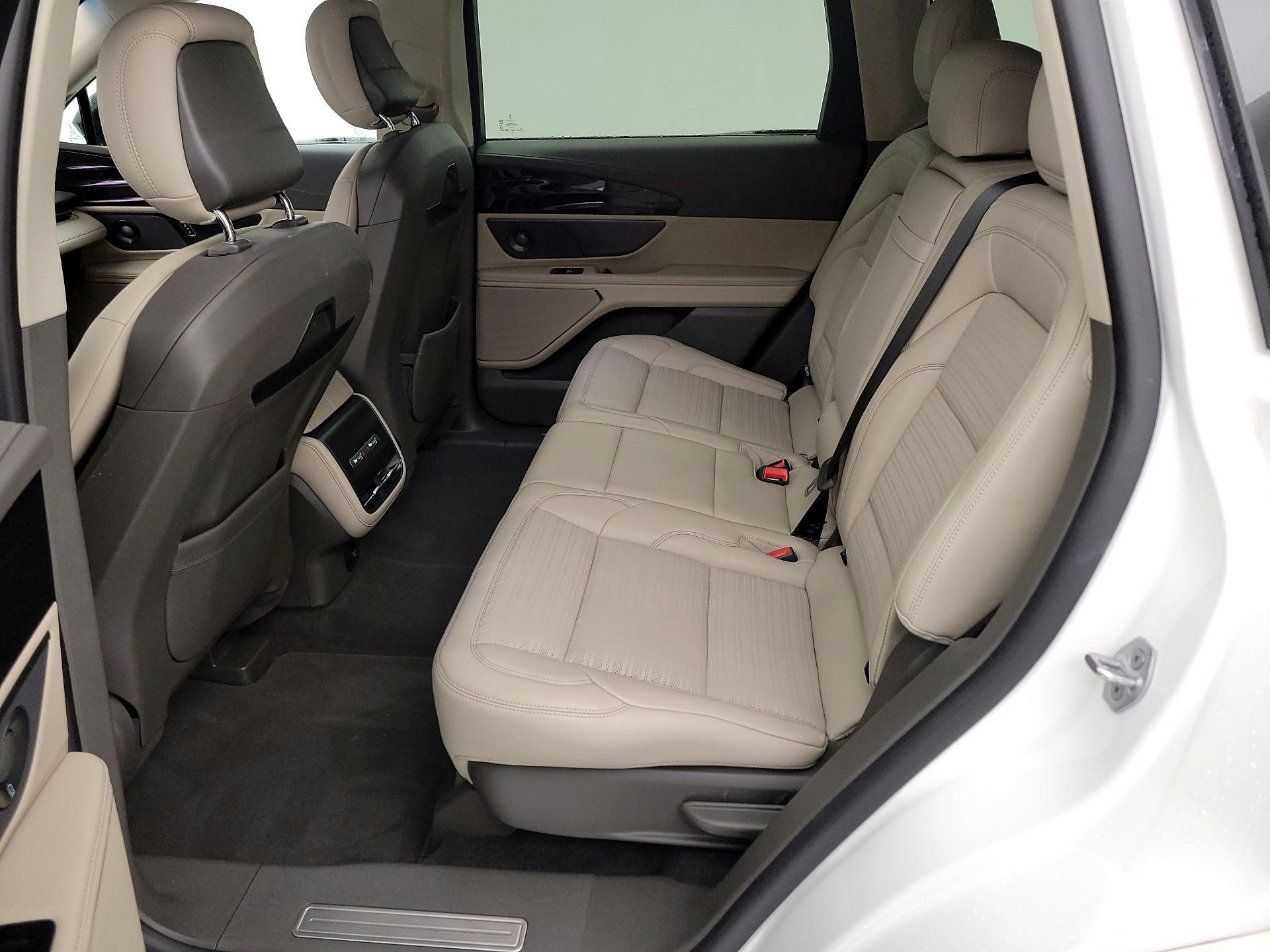 Thumbnail: 2024 Lincoln Nautilus - 19