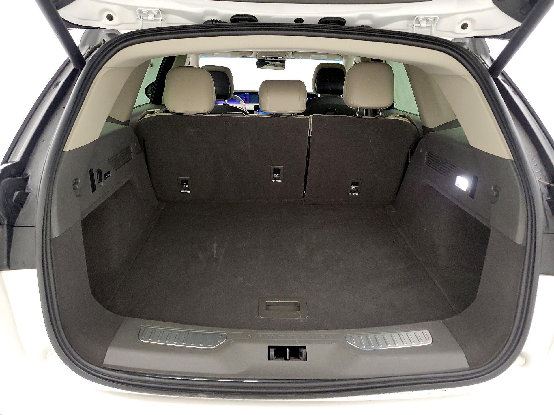 Thumbnail: 2024 Lincoln Nautilus - 20