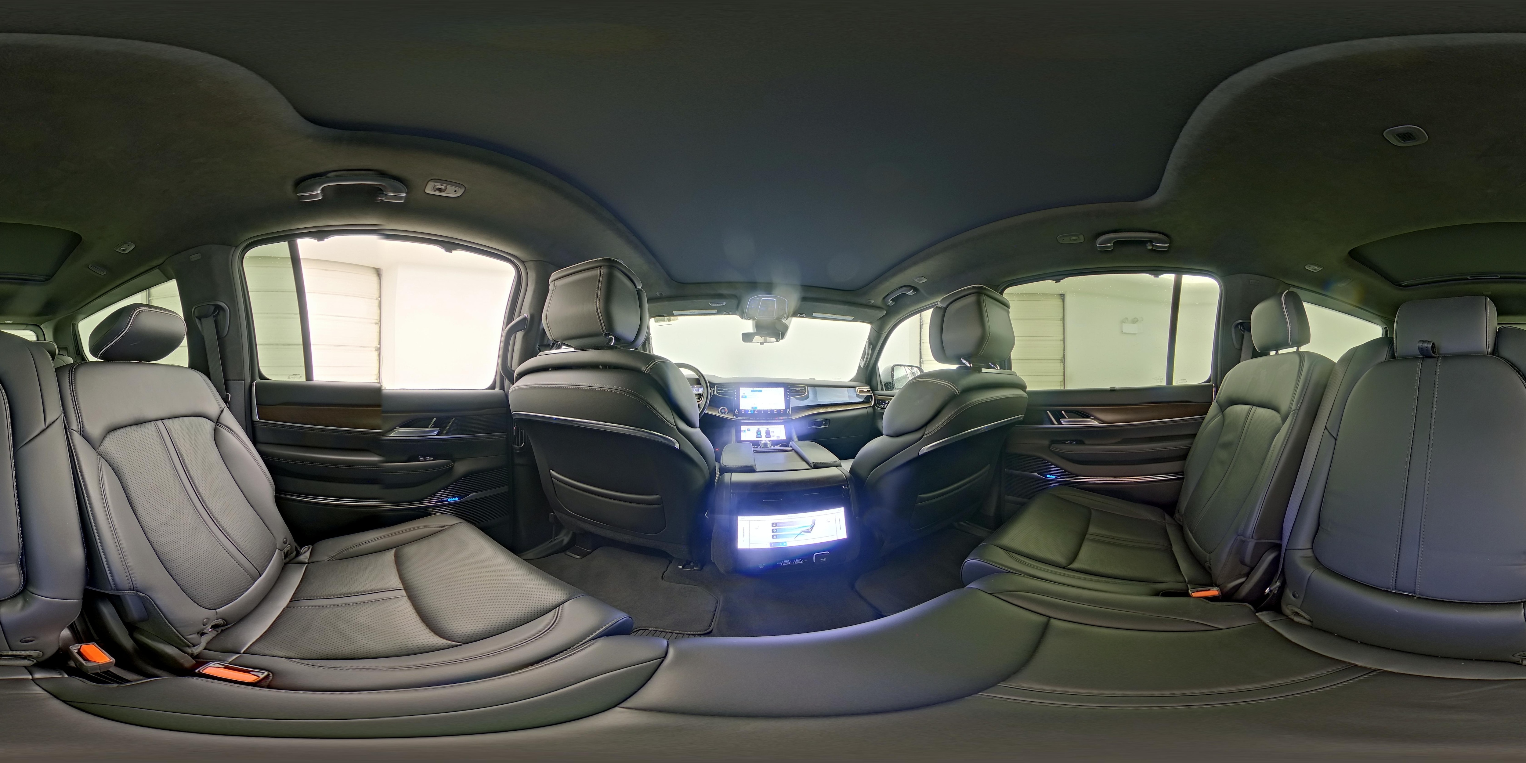 2022 Jeep Grand Wagoneer Series II - Photo 26