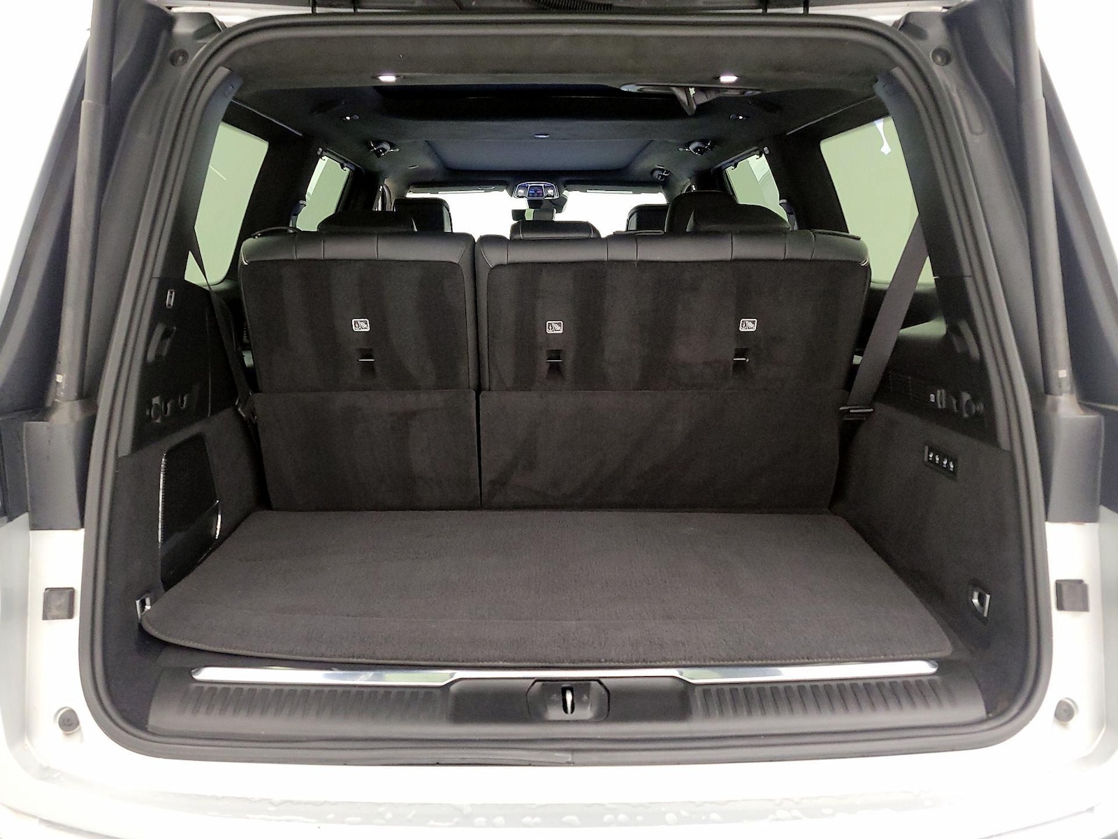 2022 Jeep Grand Wagoneer Series II - Photo 22