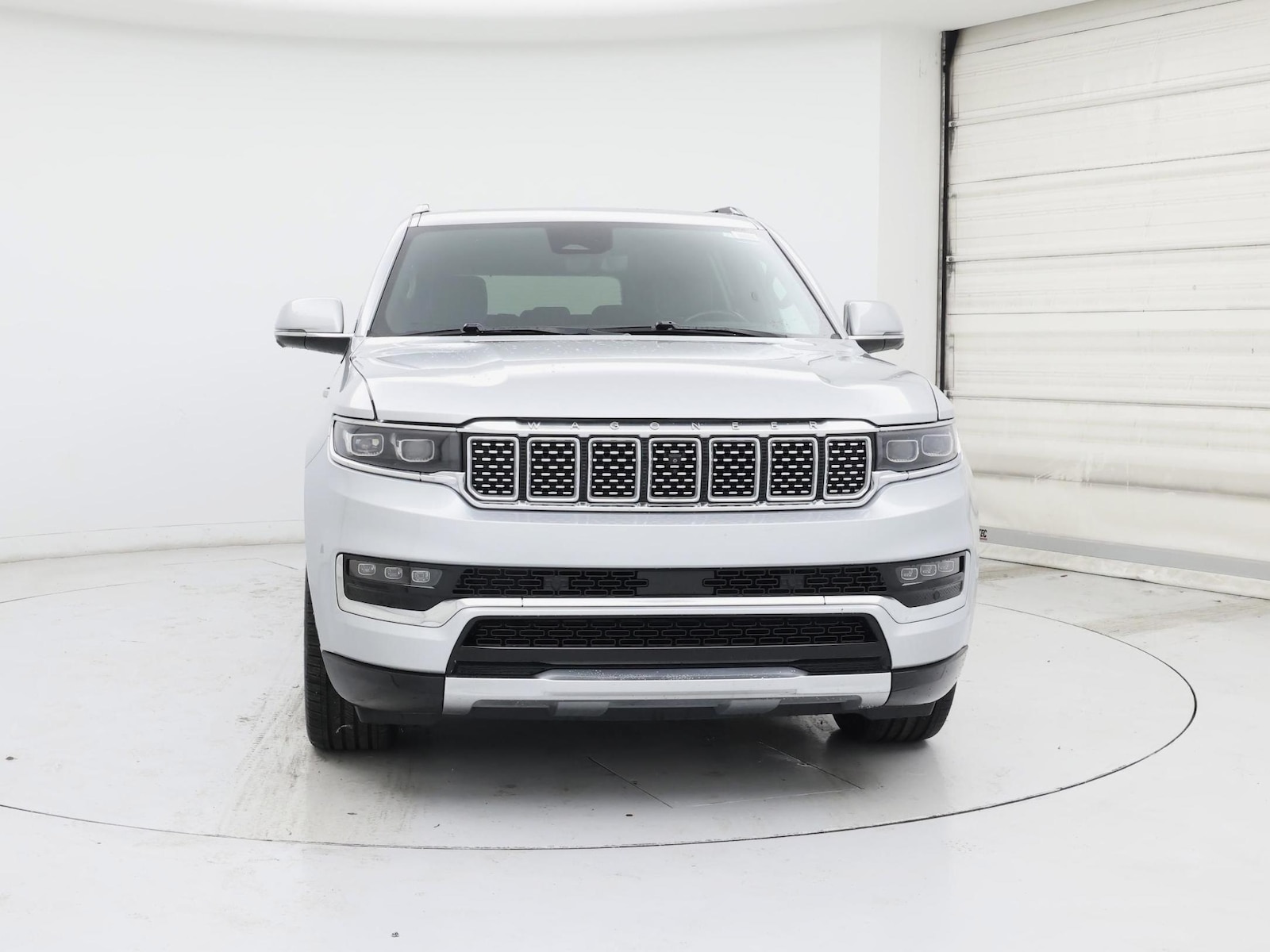 2022 Jeep Grand Wagoneer Series II - Photo 6
