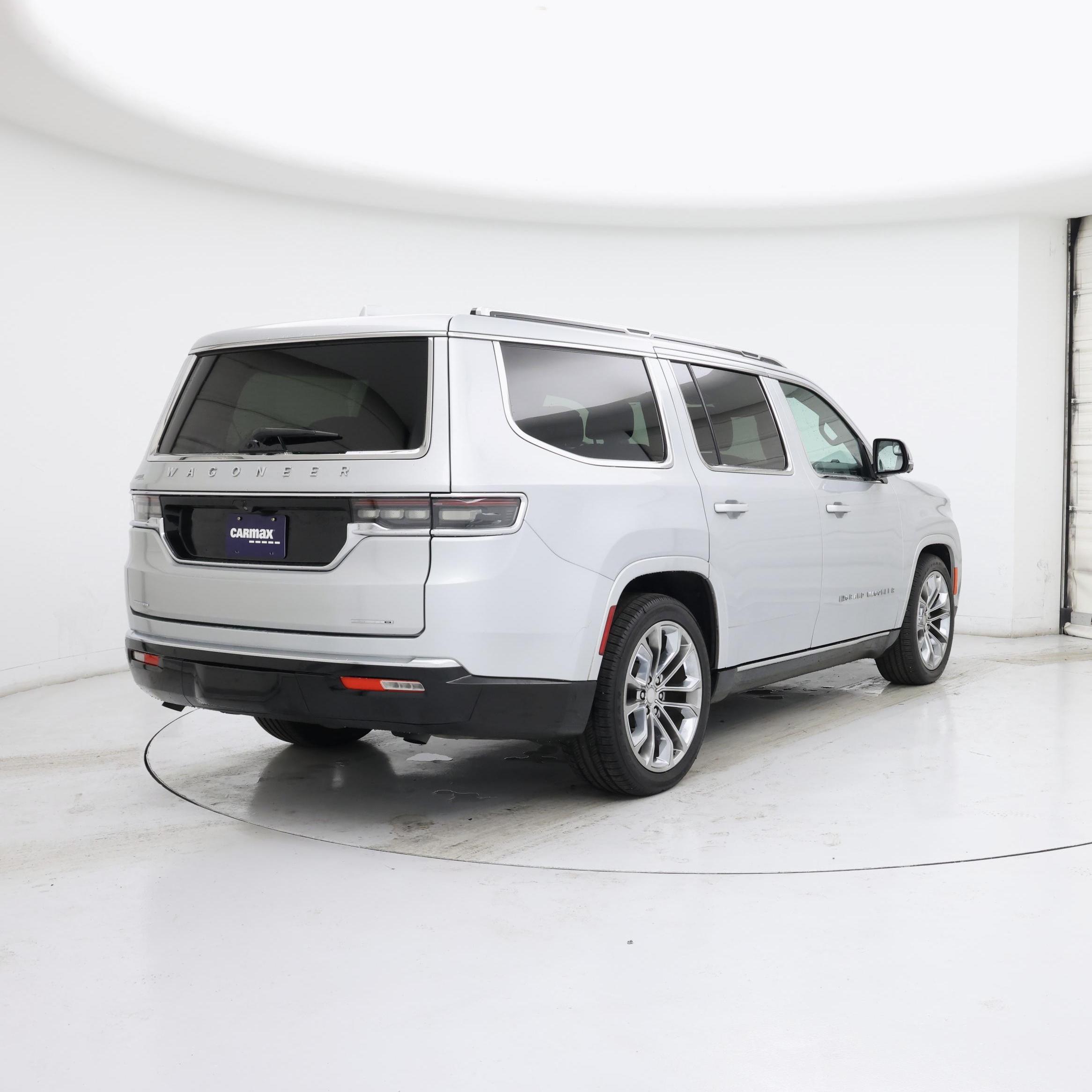 Thumbnail: 2022 Jeep Grand Wagoneer - 8