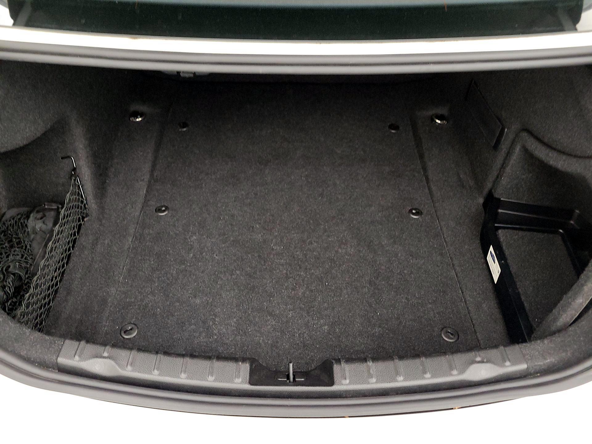 Thumbnail: 2016 BMW 3 Series - 20