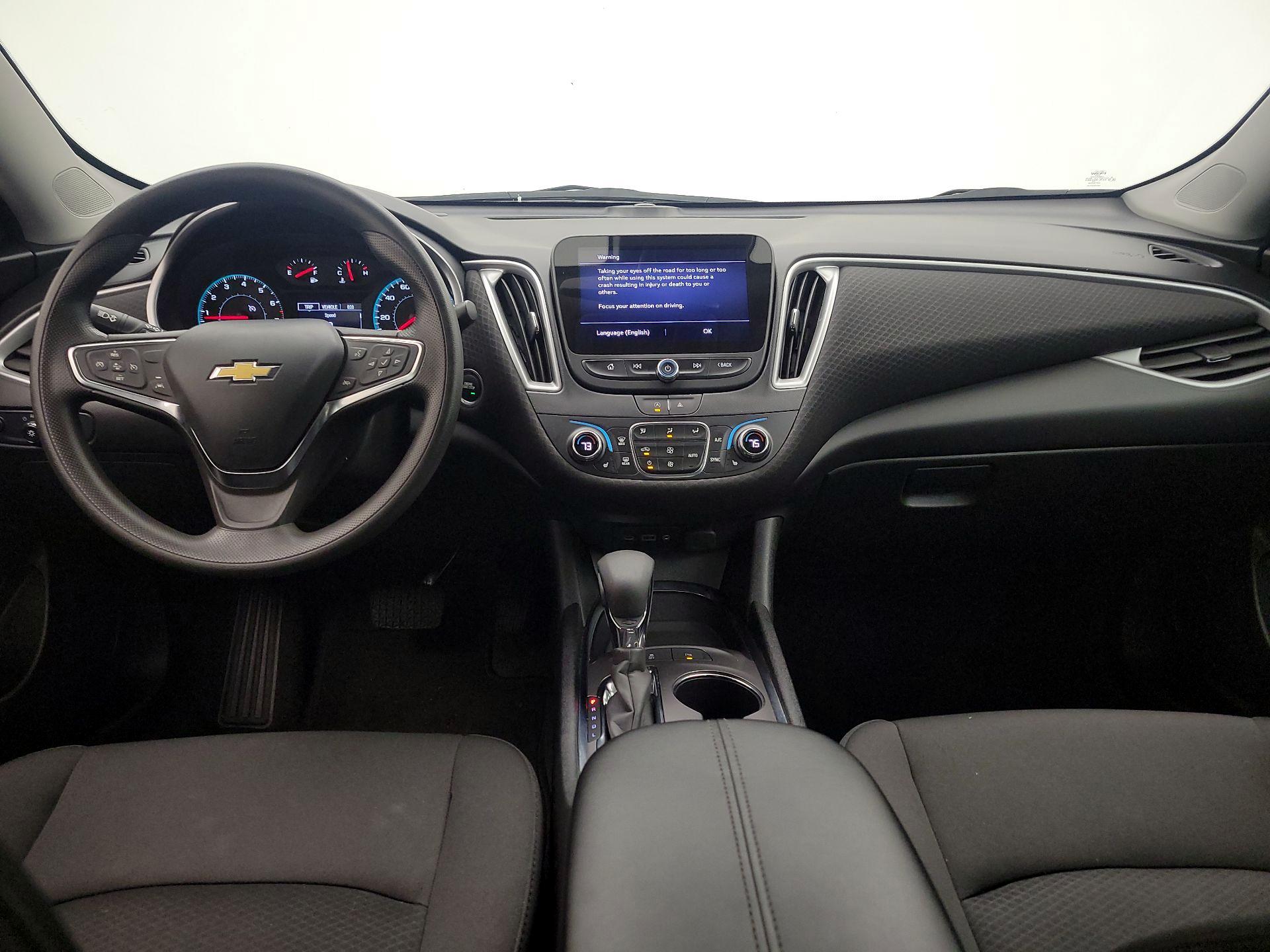 Thumbnail: 2024 Chevrolet Malibu - 9