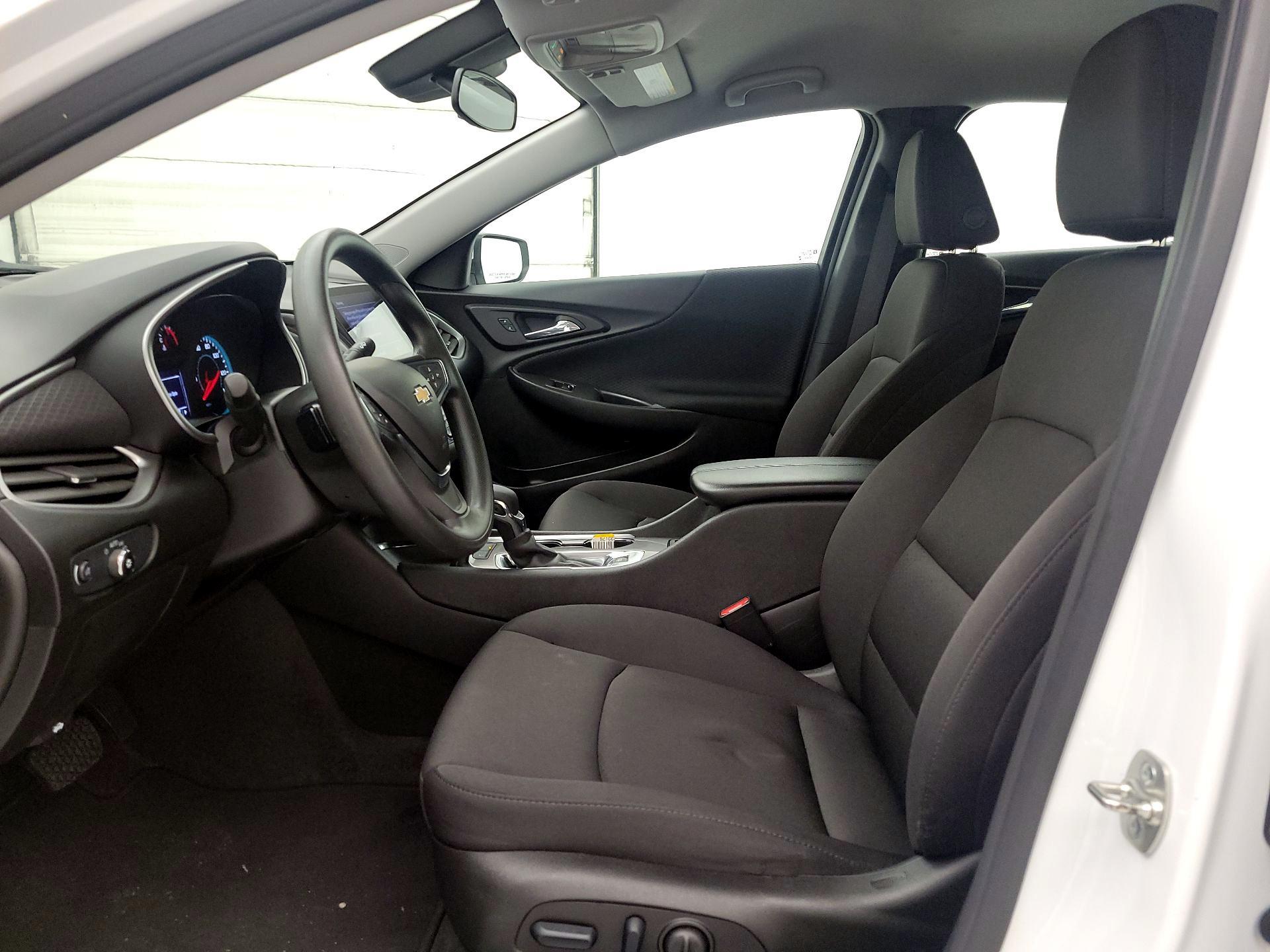 Thumbnail: 2024 Chevrolet Malibu - 11