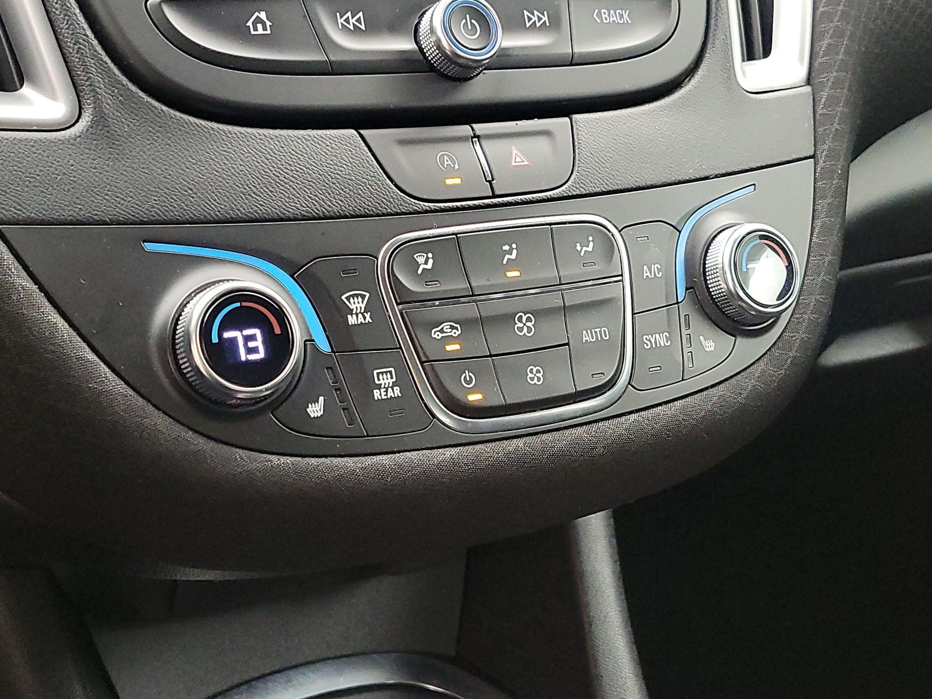 Thumbnail: 2024 Chevrolet Malibu - 16