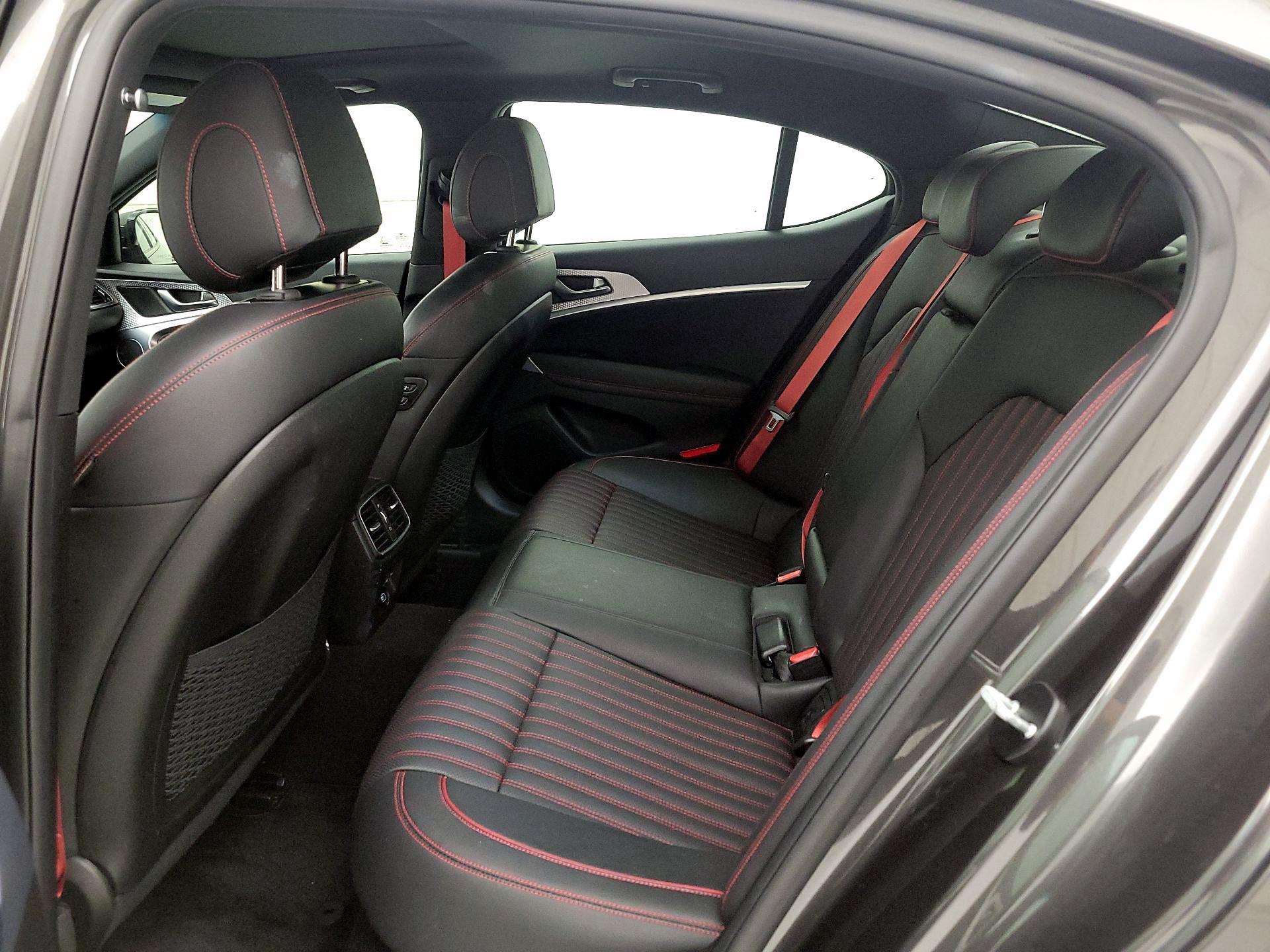 Thumbnail: 2023 Genesis G70 - 16