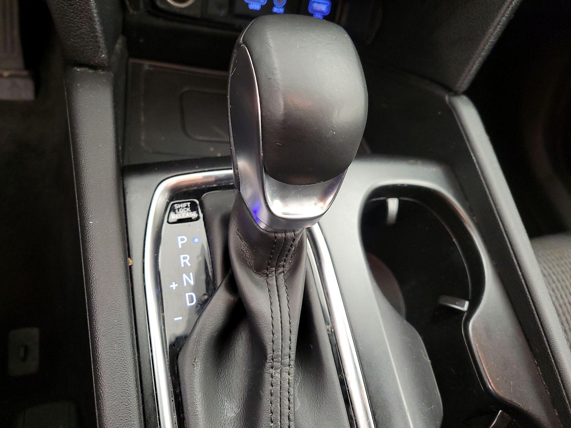 Thumbnail: 2020 Hyundai Santa Fe - 15