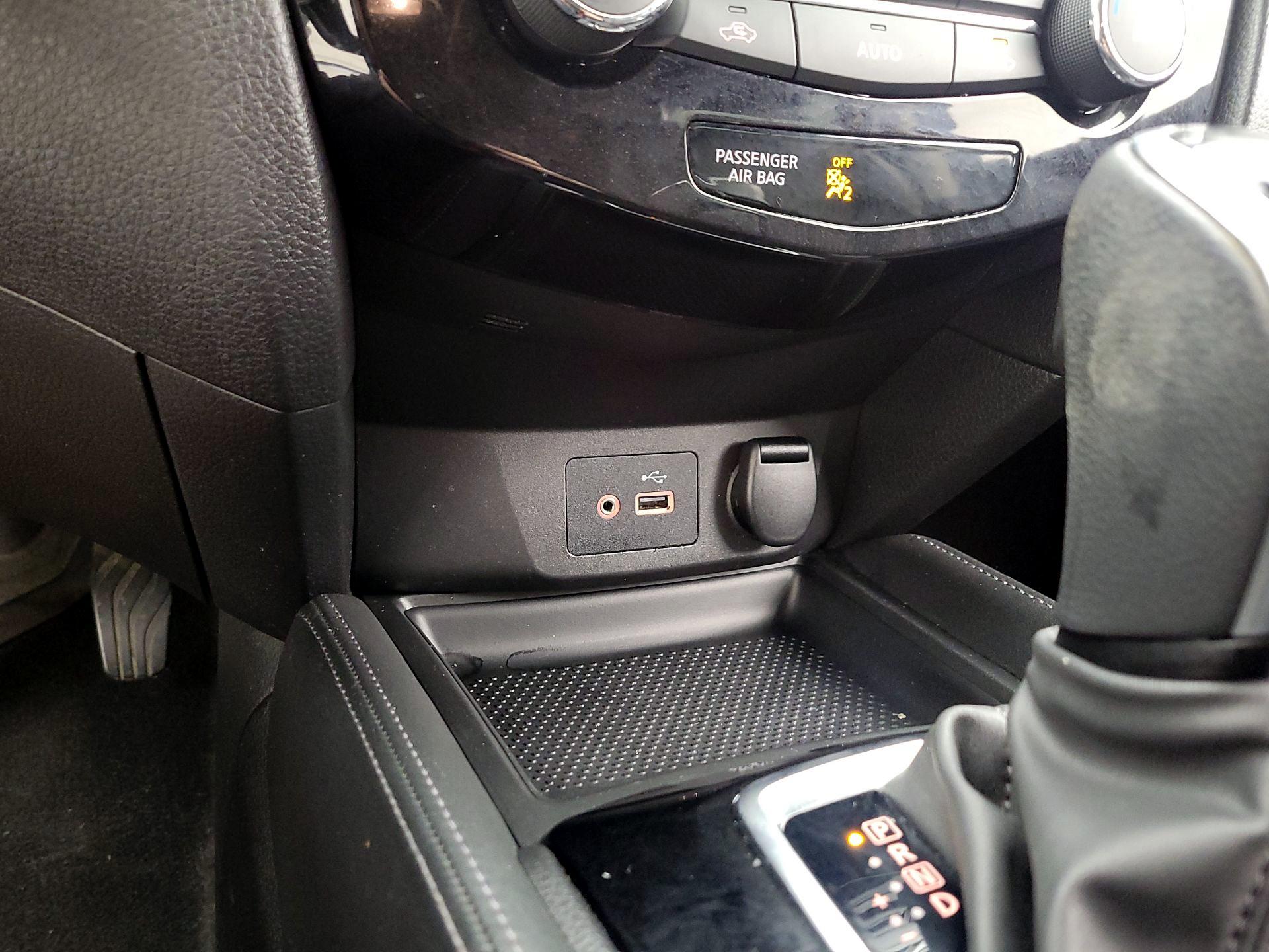 Thumbnail: 2018 Nissan Rogue - 18