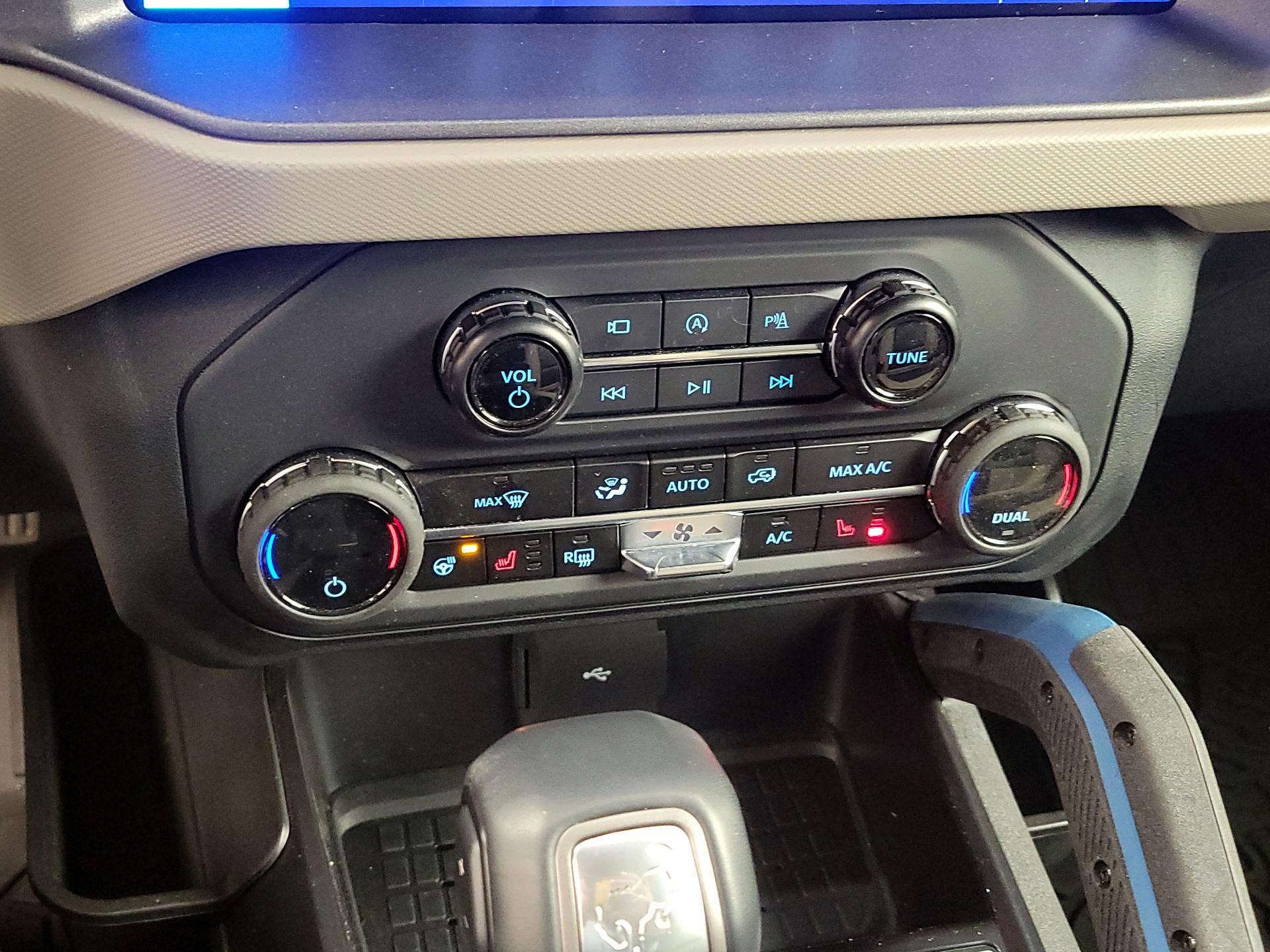 Thumbnail: 2024 Ford Bronco - 16